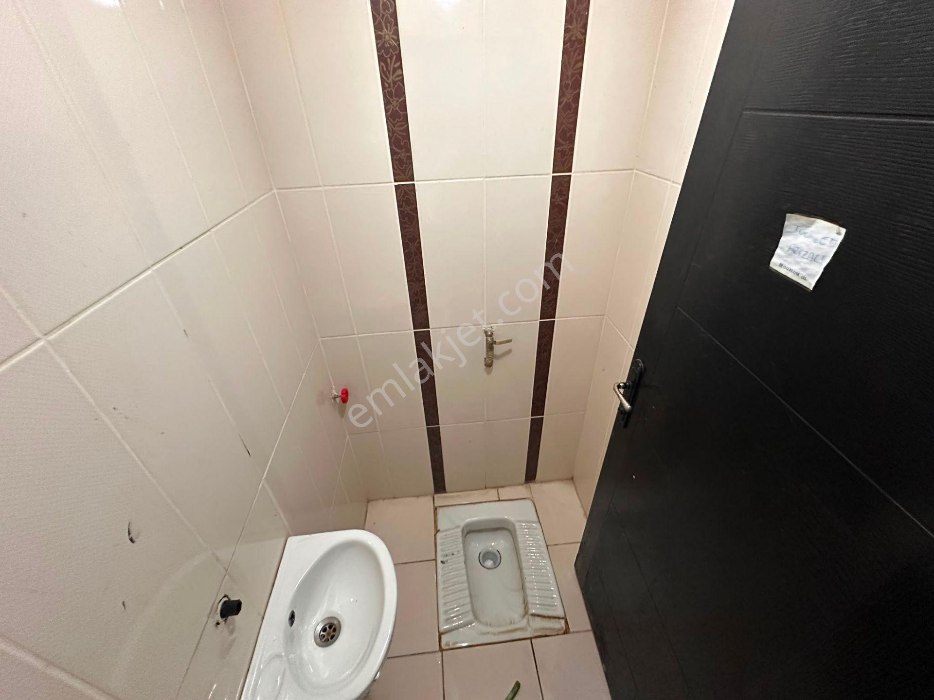 Dörtyol Ağzı 13 Bin Hazır Kiracılı 2 Cadde Arası 40m² Yatırımlık Dükkan_!! - Görsel 11