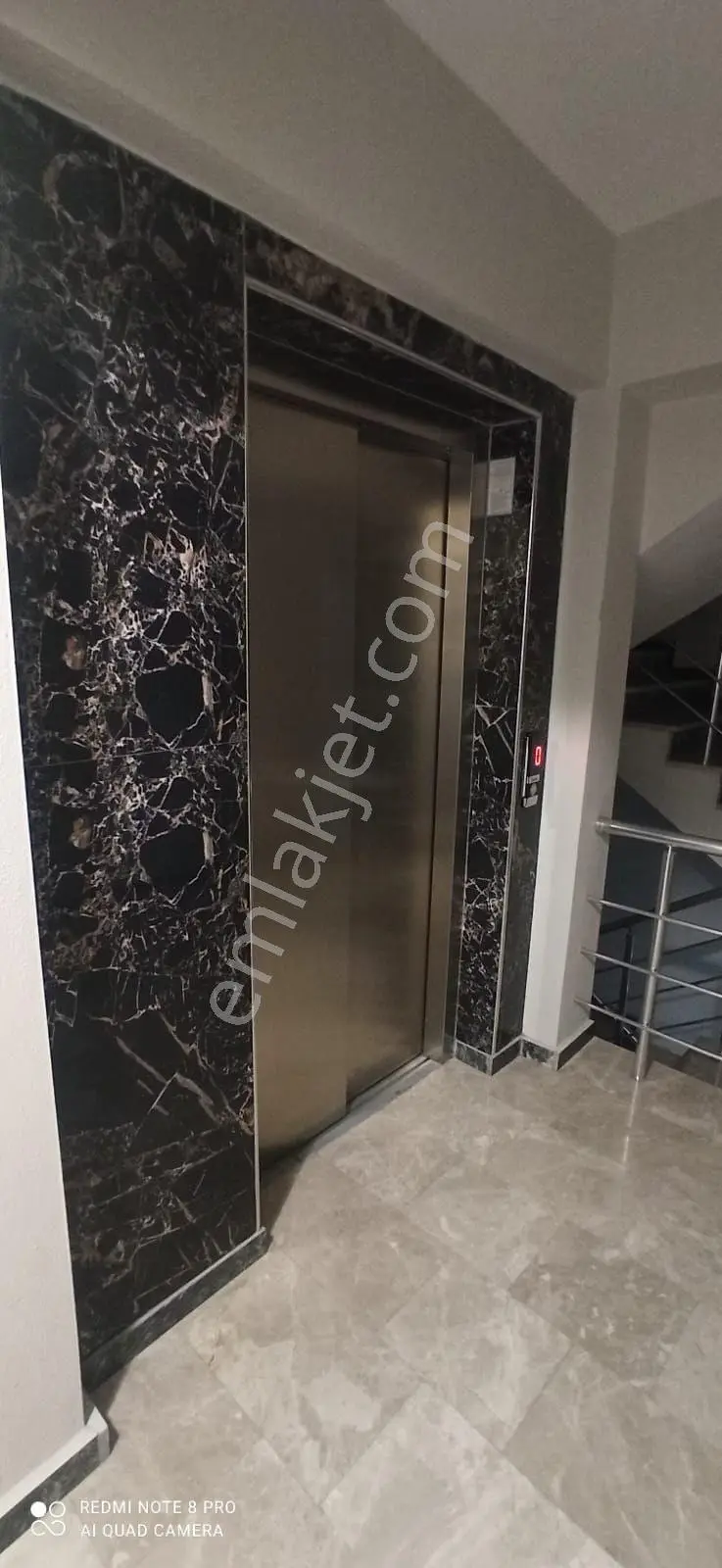 Barış Mahallesi Bankalar Caddesi 2.kat Satılık - Görsel 2