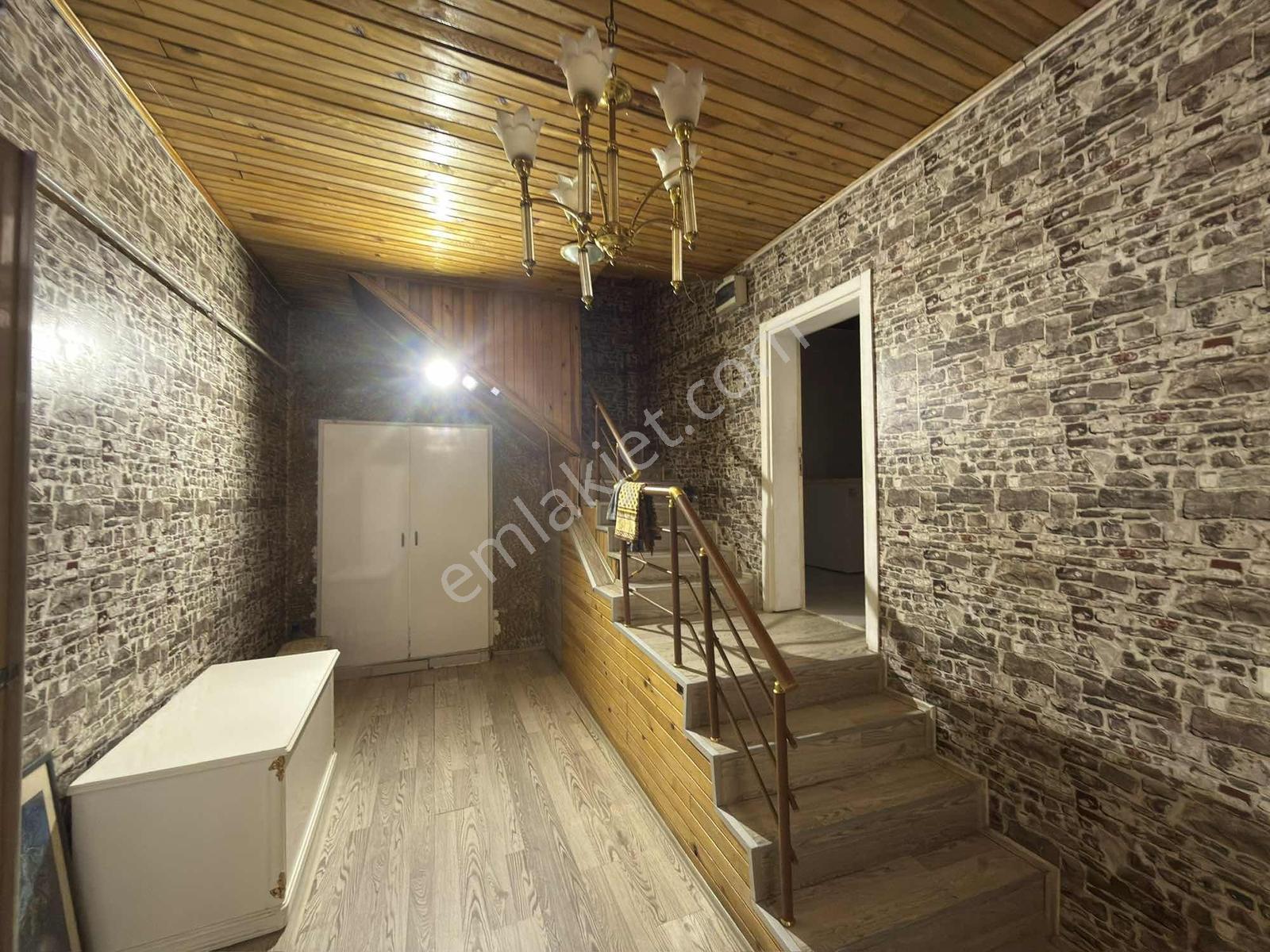 Çarşı Merkeze Yürüme Mesafesinde Müstakil Kiralık Ev - Görsel 6