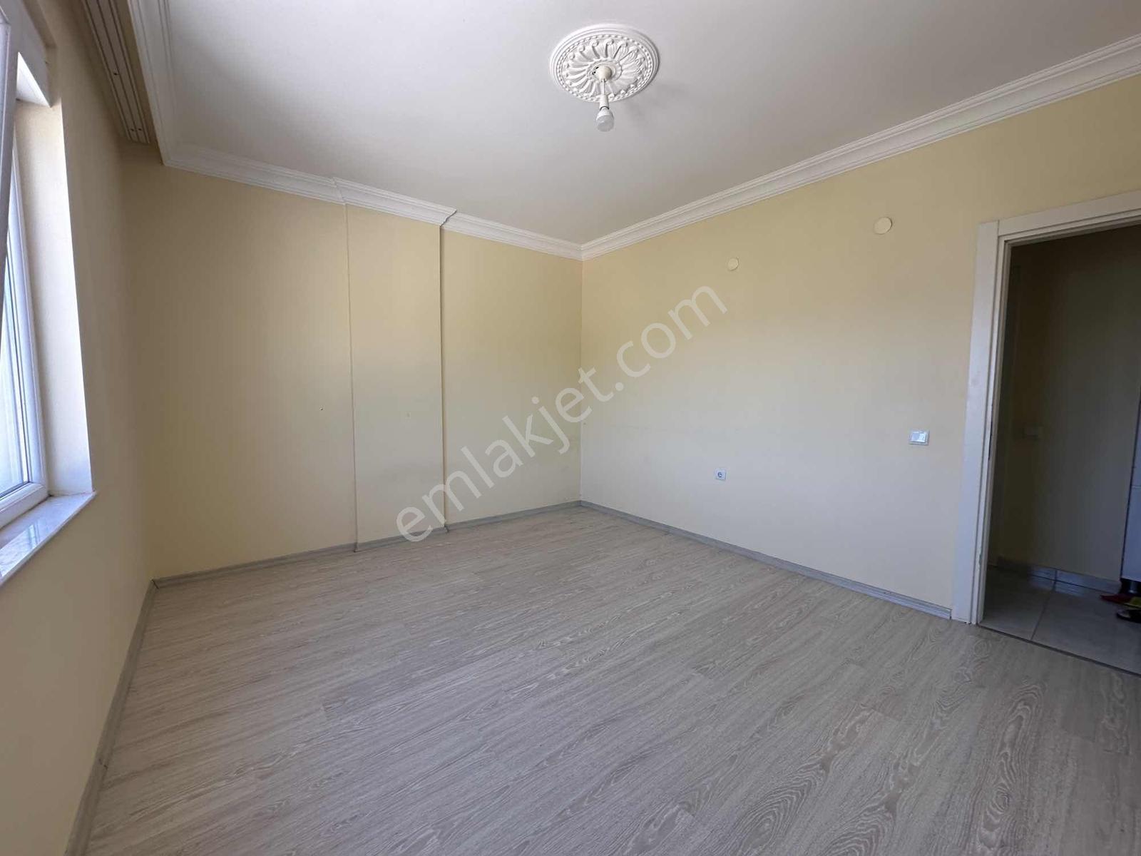 Aydoğmuş'ta_2+1 110m2_arakat Geniş Kiralık Daire - Görsel 6