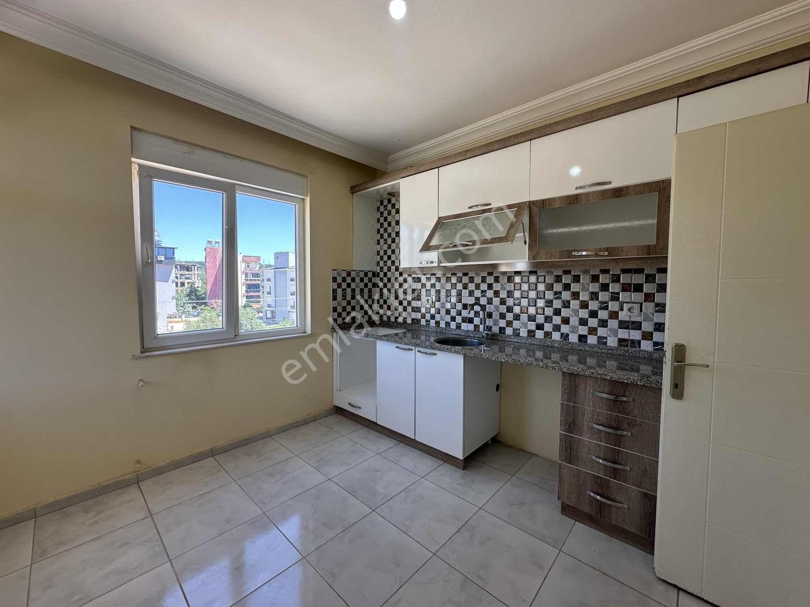 Aydoğmuş'ta_2+1 110m2_arakat Geniş Kiralık Daire - Görsel 10