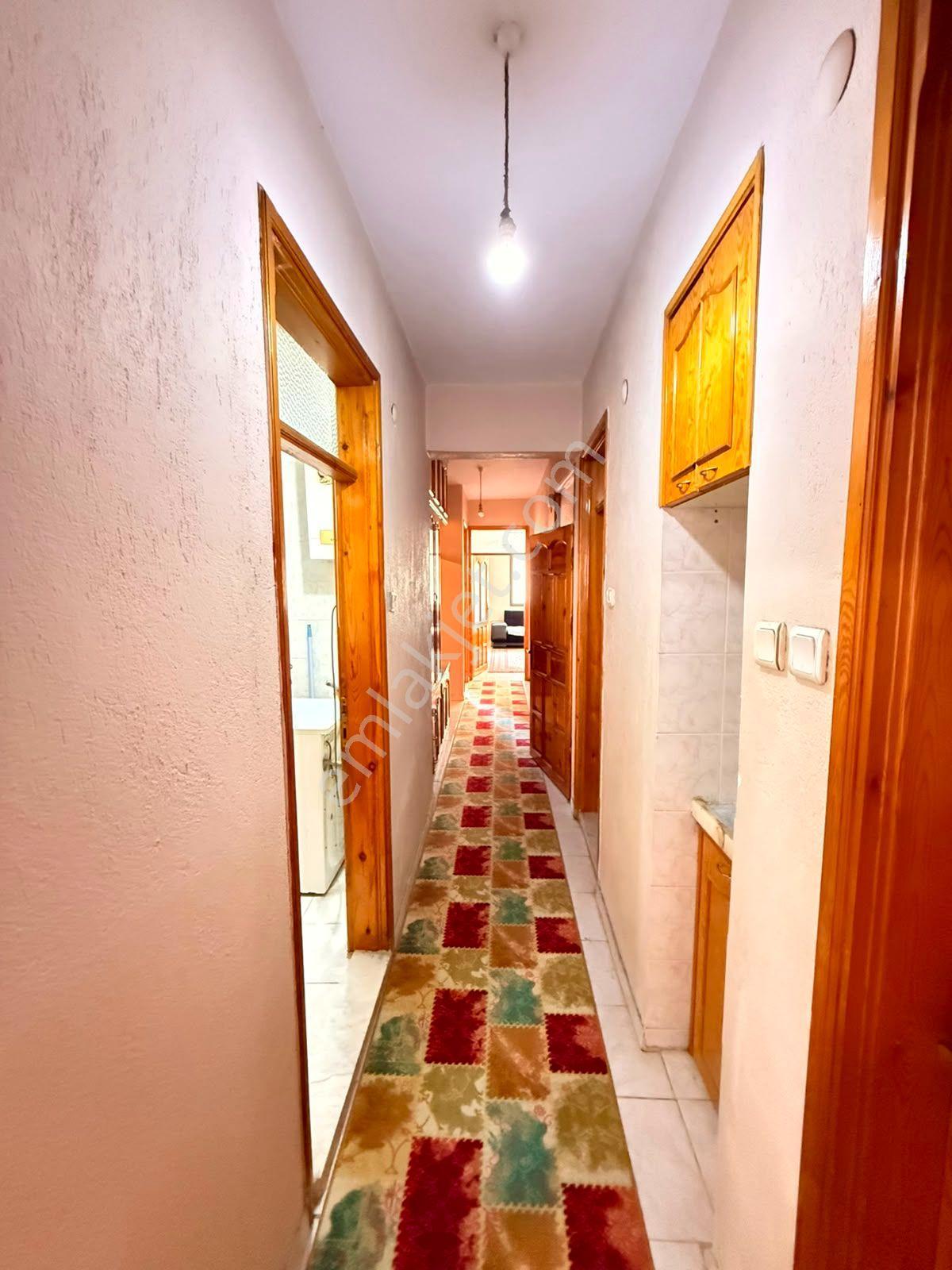 Manisa Alaşehir Alper Gayrimenkulden İstiklal Caddesine Eşyalı 3+1 Kiralık Daire - Görsel 15