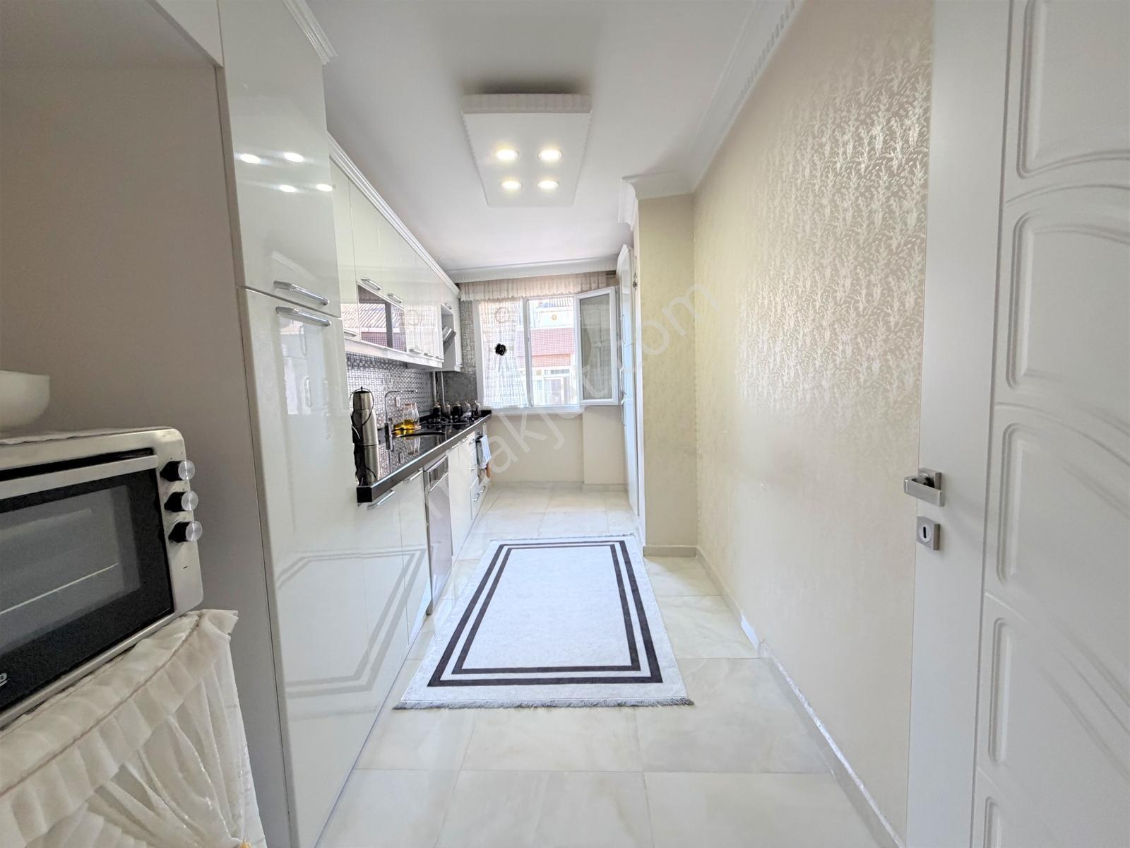 İstanbul House'dan Hürriyet'te 260m2 5+2 Geniş Lüks Dubleks - Görsel 11