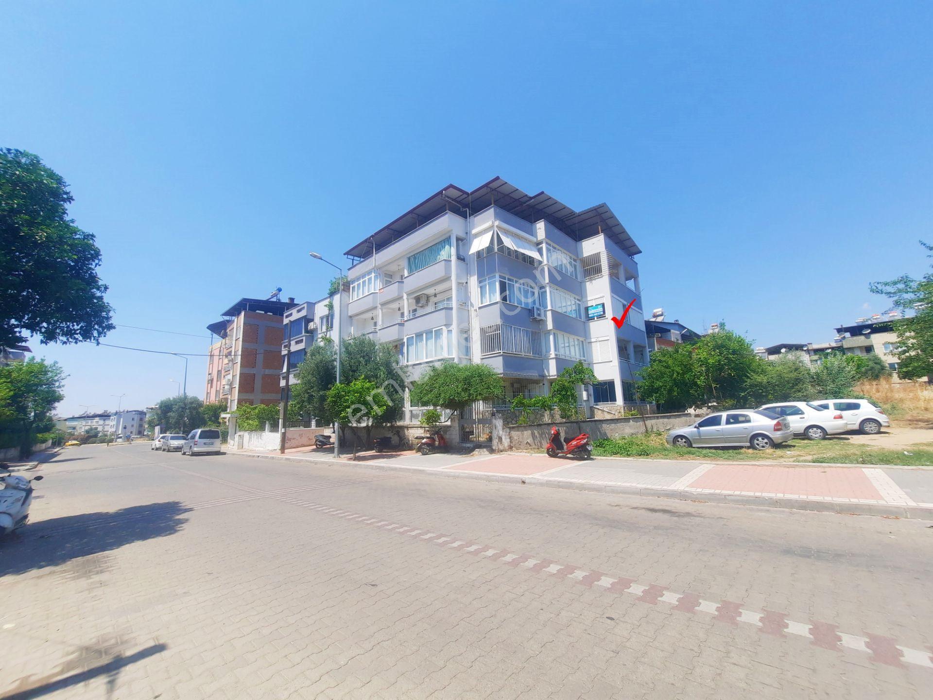 Kanalyolu Üzerinde, Doğalgaz Kombili Ara Kat..