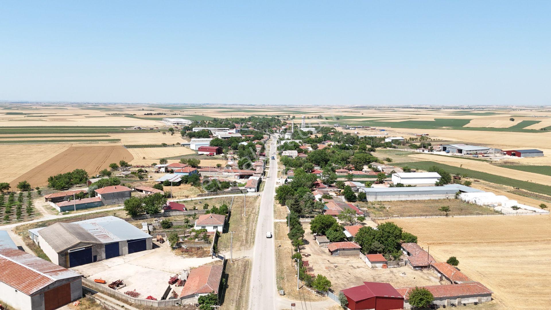 Tekirdağ Saray Demirler'de 8.700m2 Tek Tapu Tarla - Görsel 24