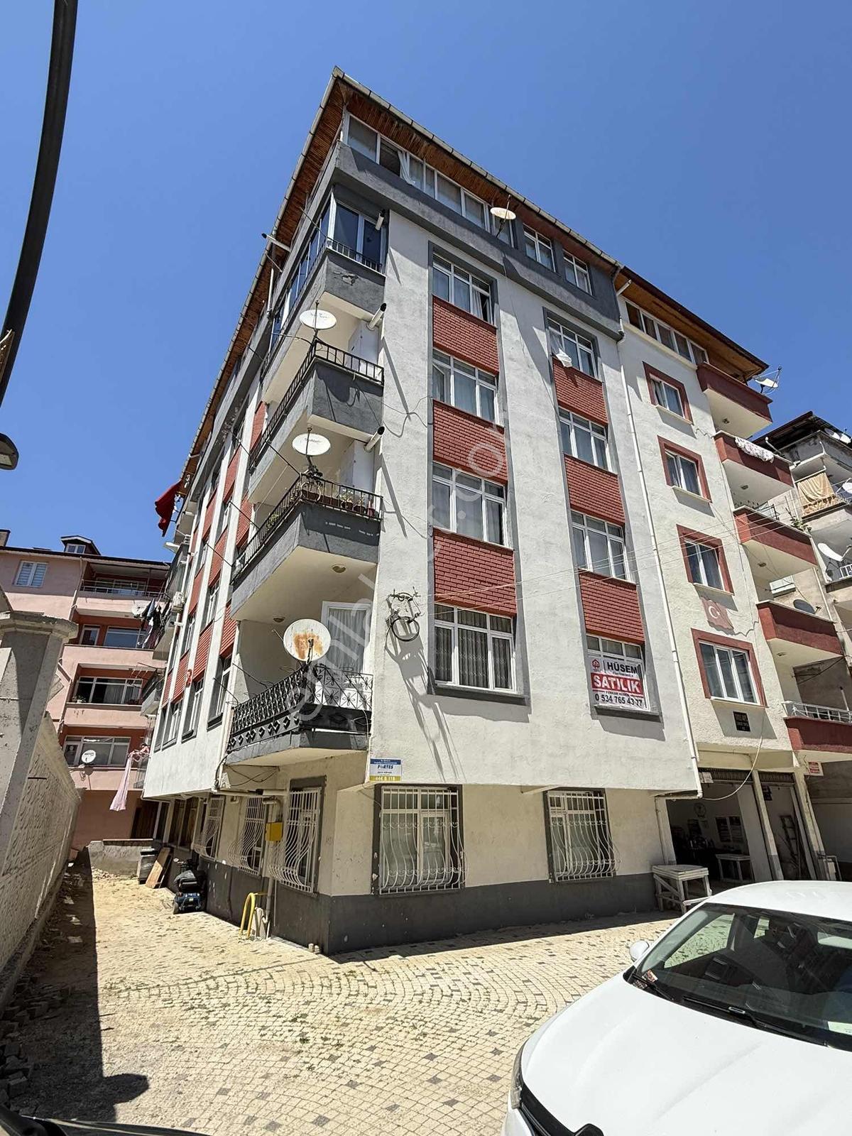 İsmetpaşa Mah. Cadde Üzerinde 2+1 Satılık Daire