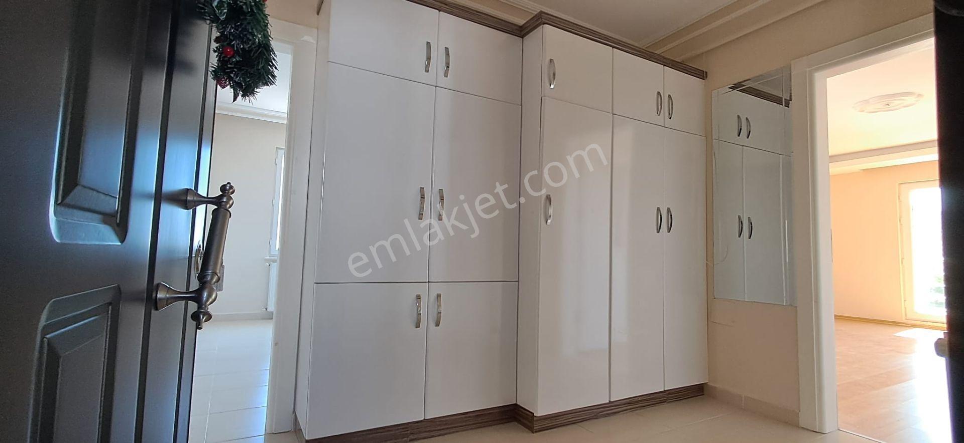 Samsun Esenevler'de Satılık 3+1 Daire, 165m², Merkezi Konum - Görsel 16