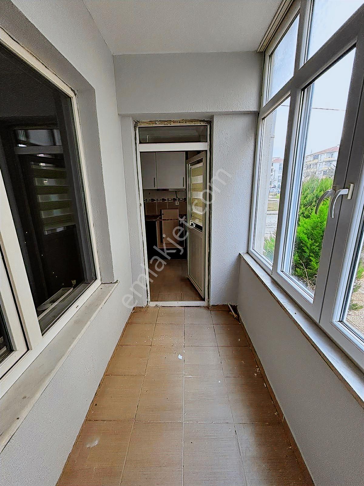 İstasyon Mahallesinde Kiralık 3+1 Yüksek Giriş Daire - Görsel 19