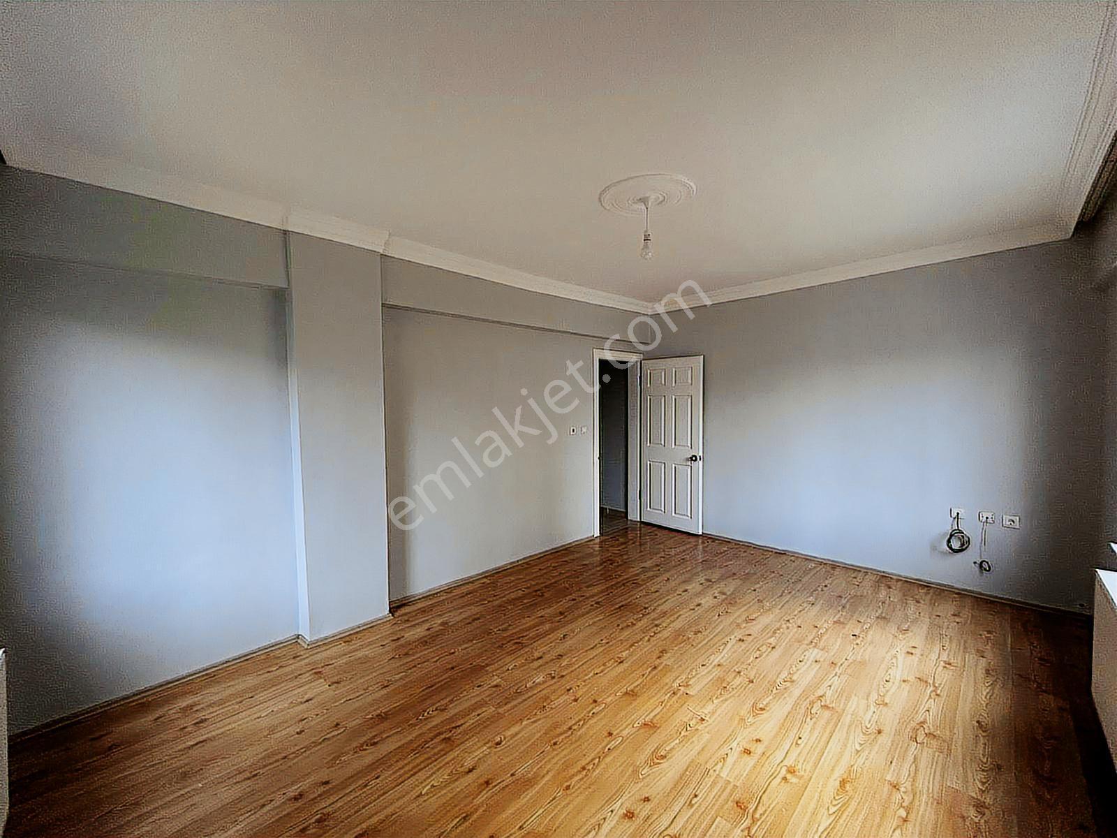 İstasyon Mahallesinde Kiralık 3+1 Yüksek Giriş Daire - Görsel 25