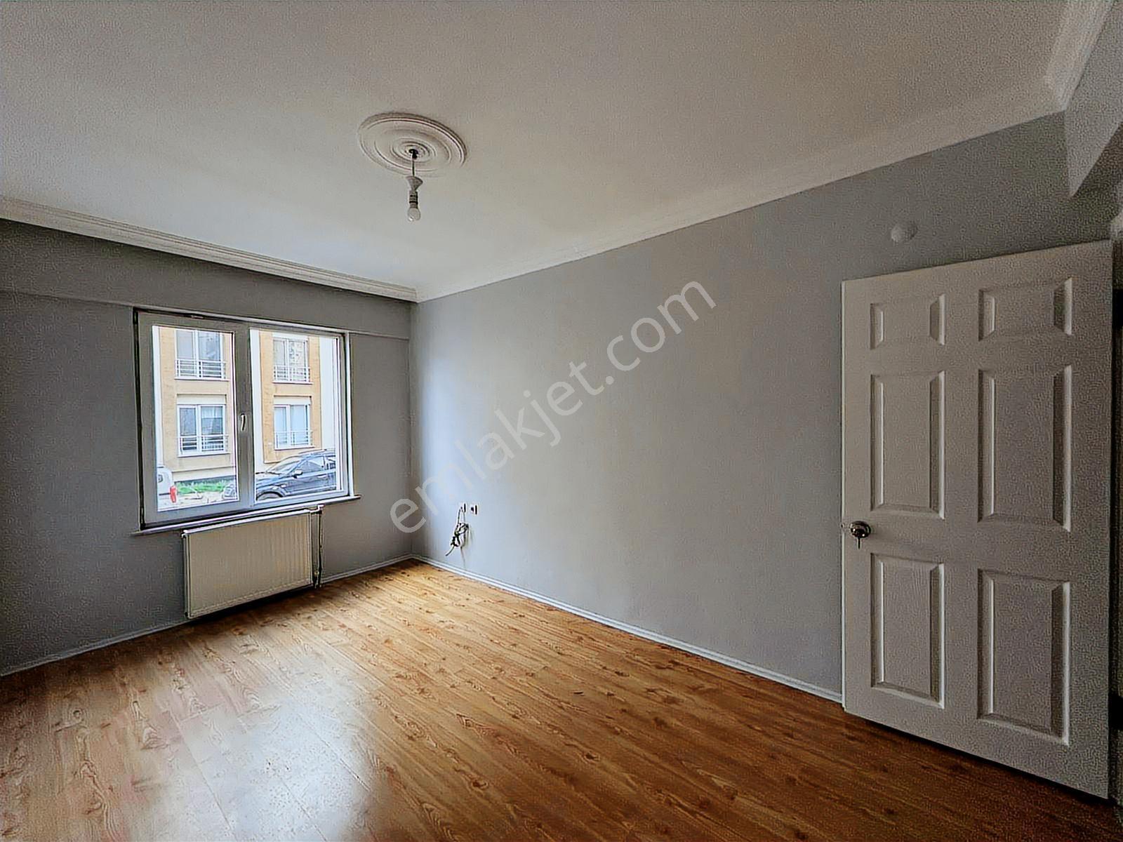 İstasyon Mahallesinde Kiralık 3+1 Yüksek Giriş Daire - Görsel 2