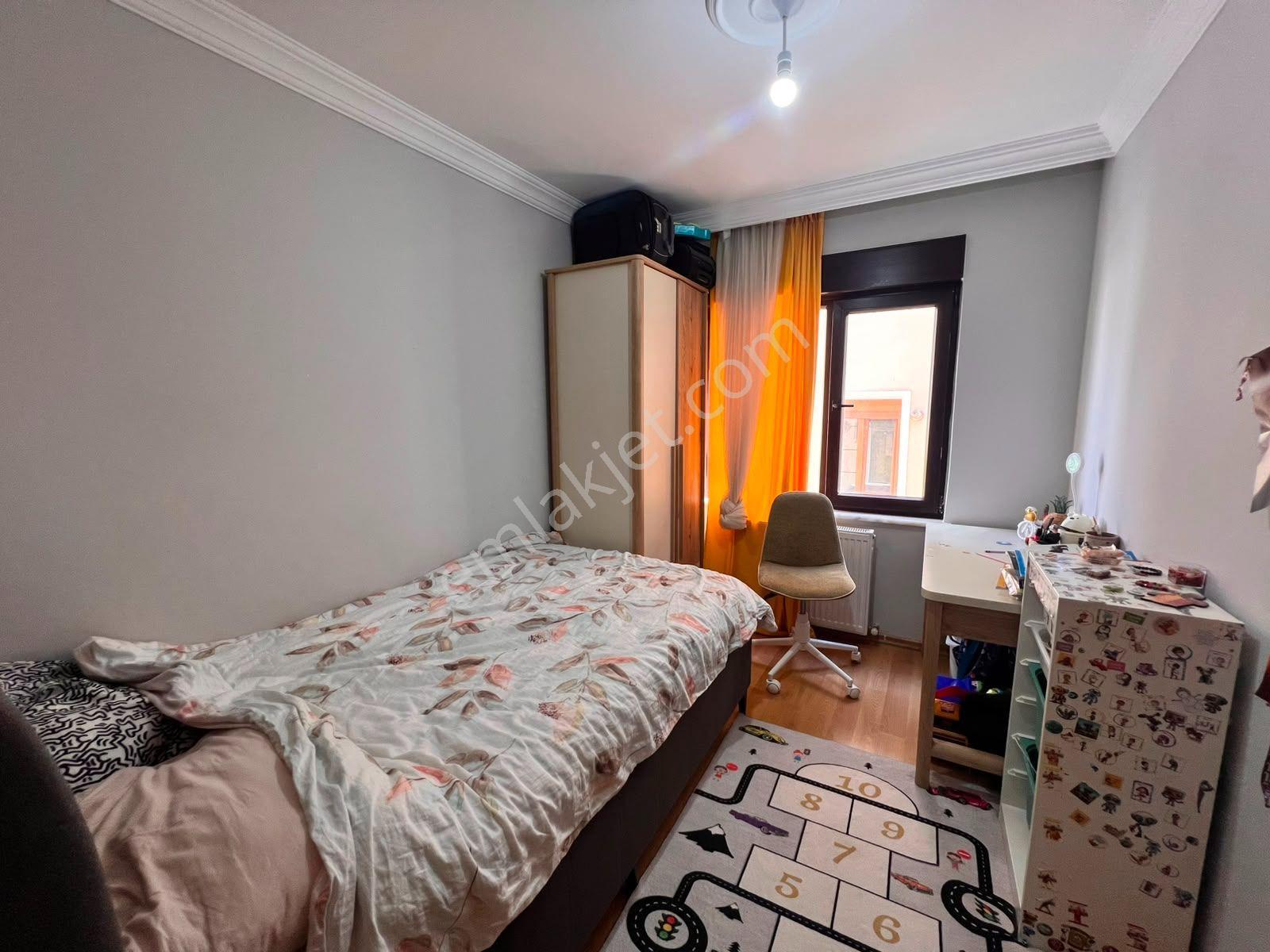 Kaçmaz'dan Tek Yetkili İdealtepe'de Ön Cephe Geniş M2 Ferah 3+1 - Görsel 32