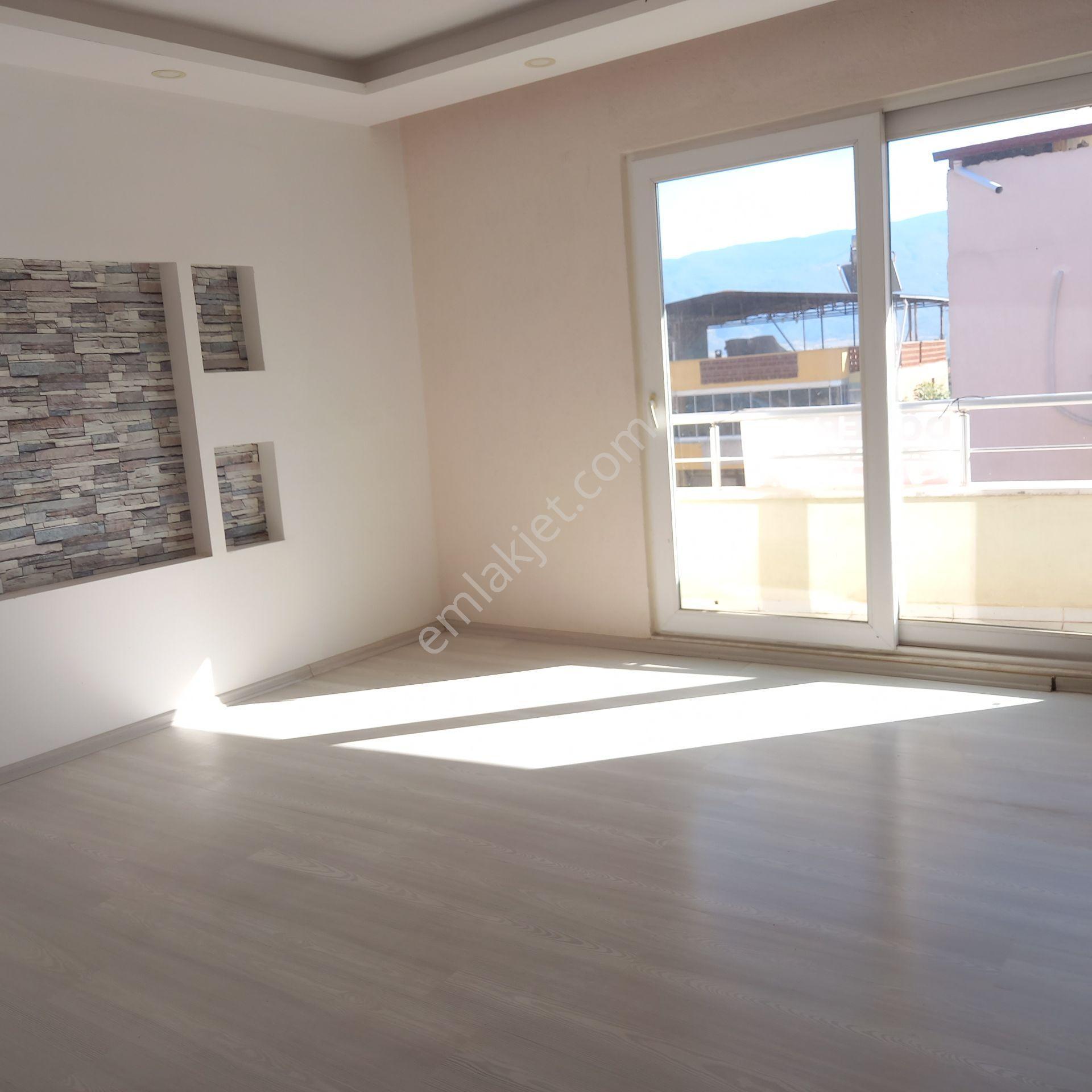 Cumhuriyet Mahallesi 1+1 Bakımlı Balkonlu Ferah Satılık Daire - Görsel 8
