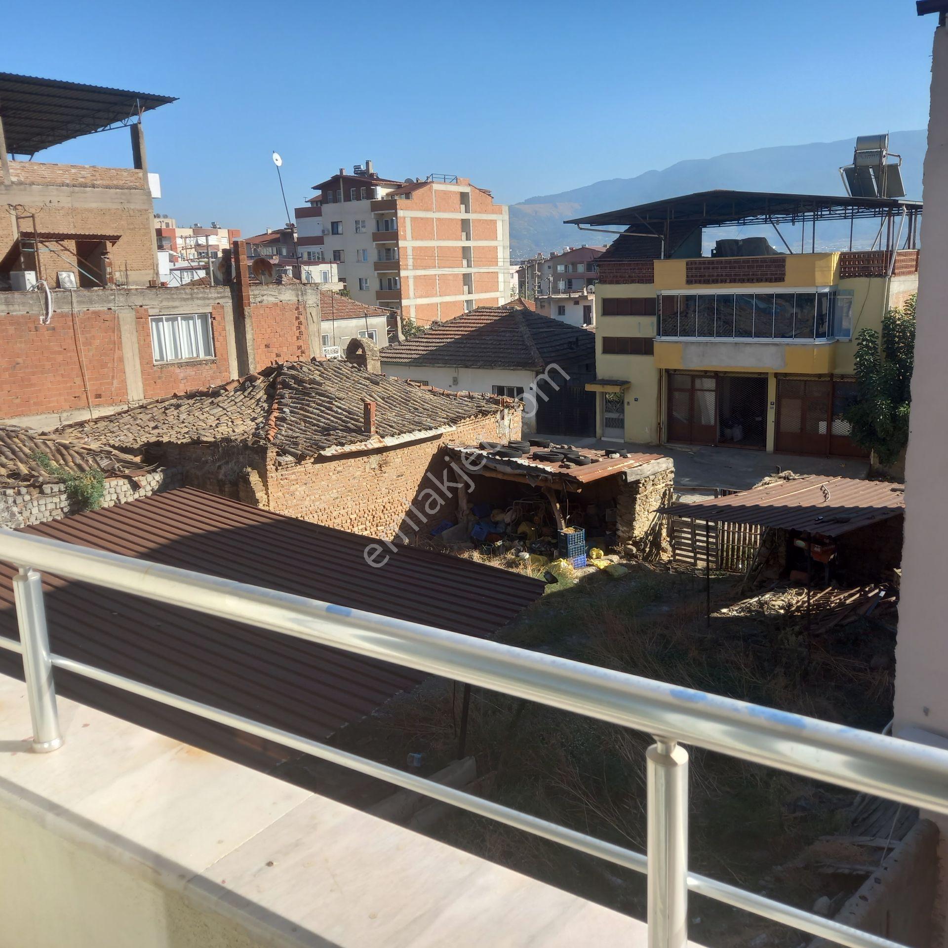 Cumhuriyet Mahallesi 1+1 Bakımlı Balkonlu Ferah Satılık Daire - Görsel 21