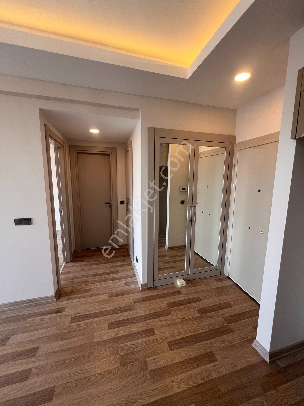Güneşbahçe Evleri Sifir Kiralık 1+1 Cadde Cephe - Görsel 2