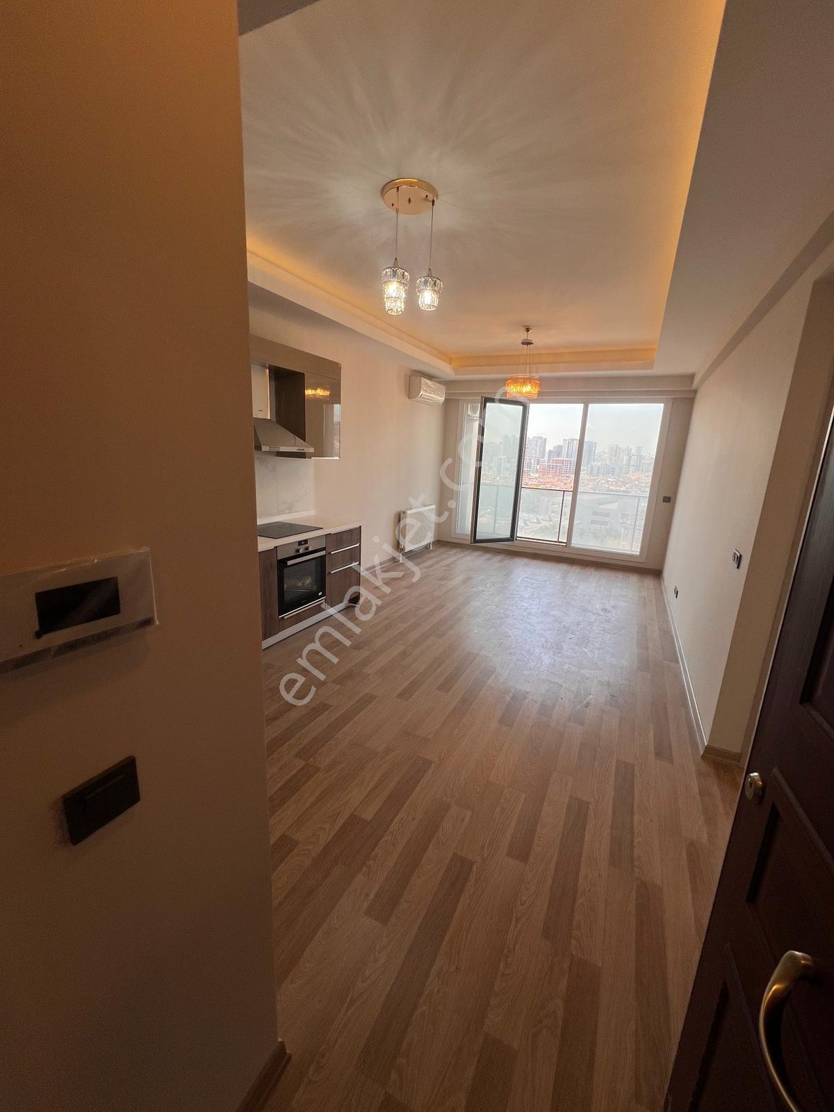 Güneşbahçe Evleri Sifir Kiralık 1+1 Cadde Cephe