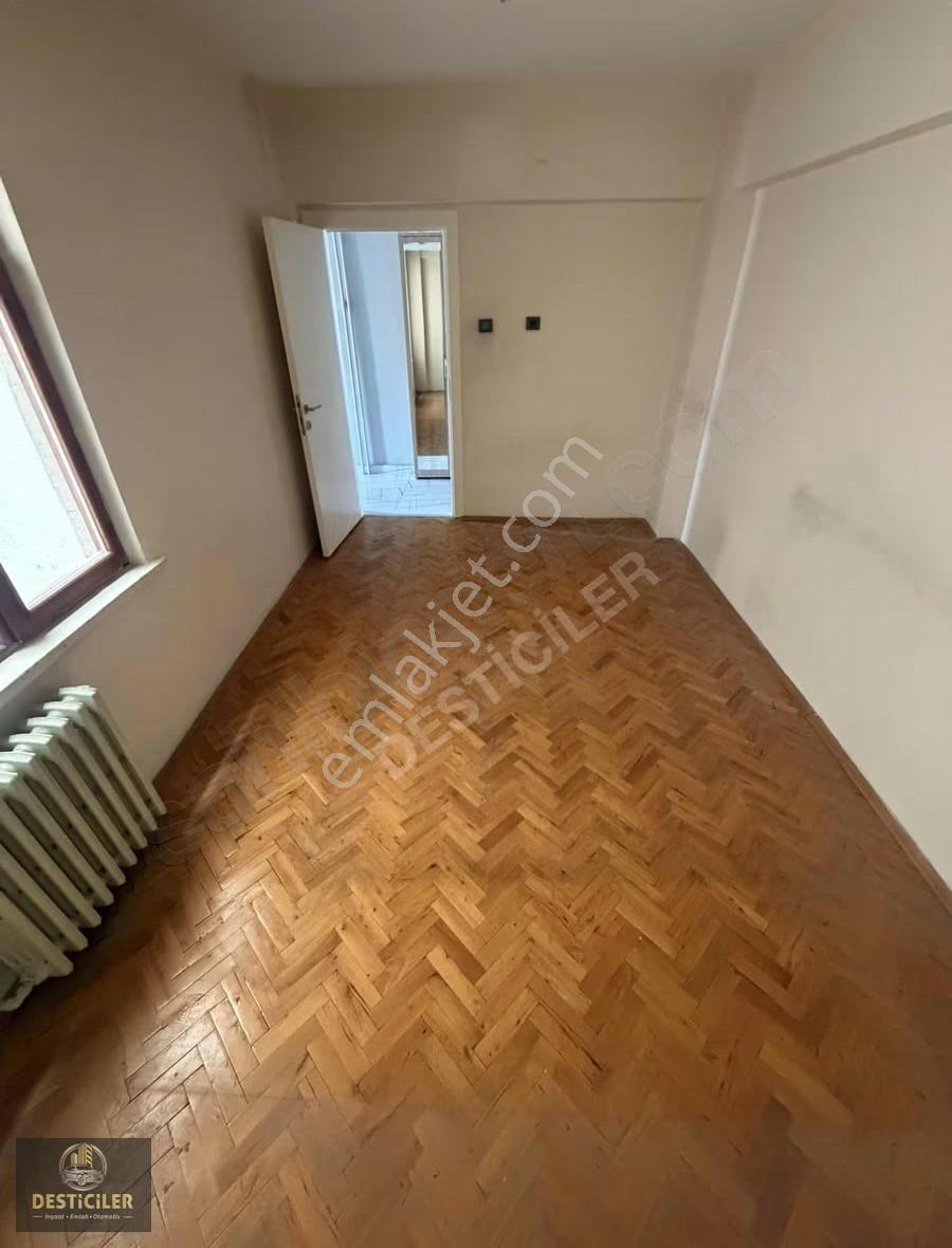 Ad-desticiler Köşem Sitesi 3+1 130 M2 Ertaş Yakını Daire - Görsel 9