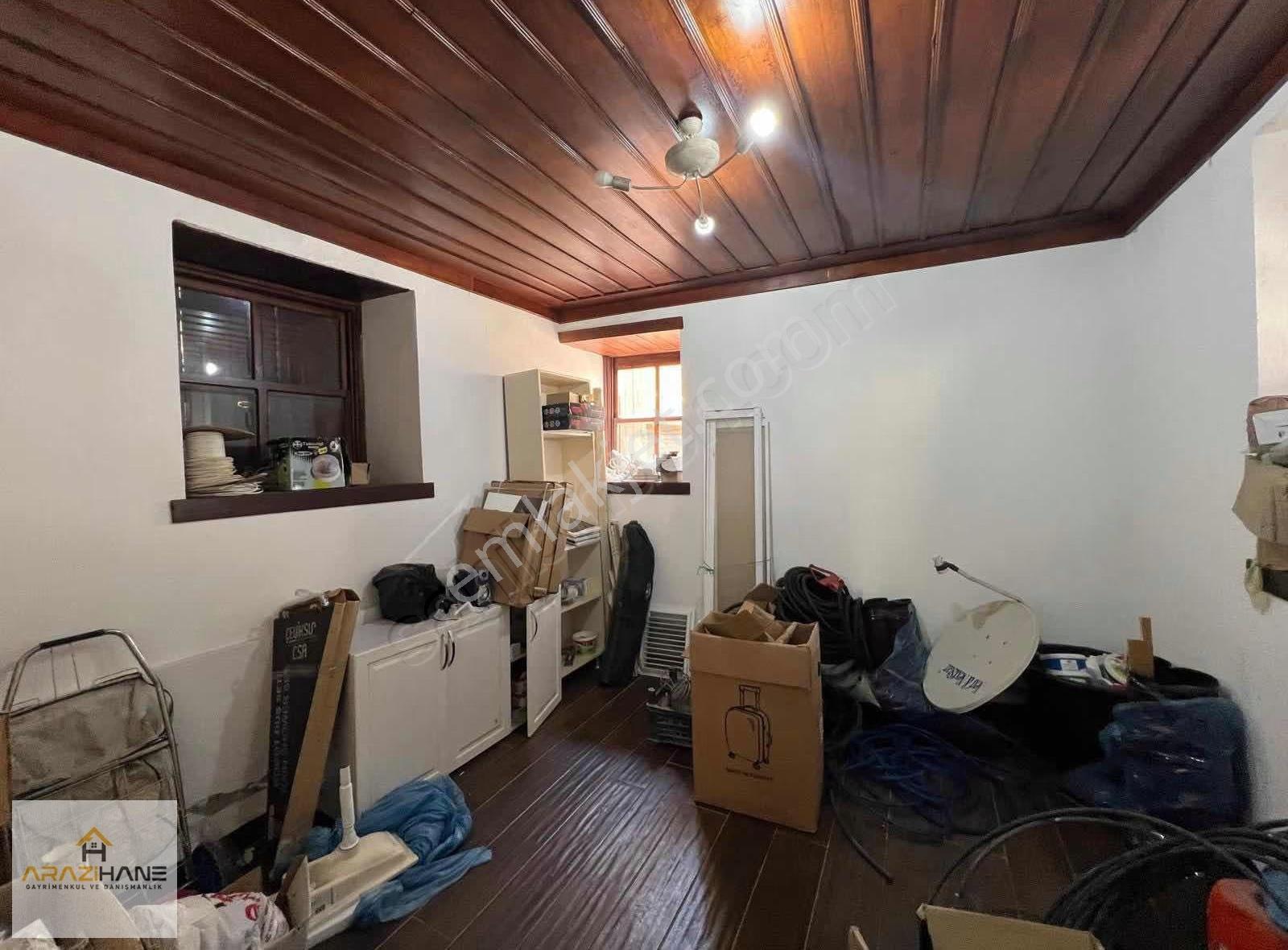 Tam Müstakil Koca Taş Konak Şömineli Full Restorasyonlu - Görsel 17