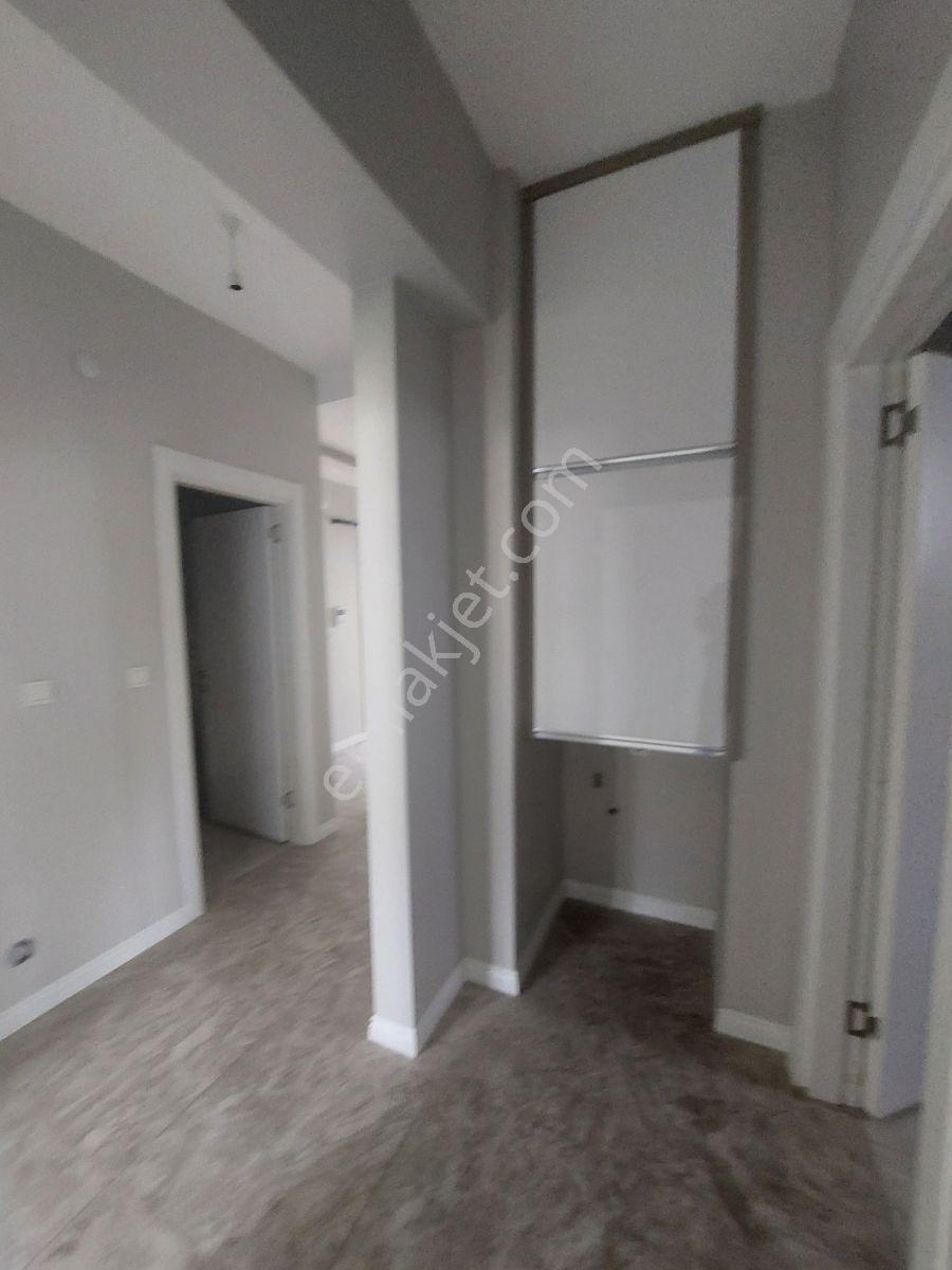 Mithatpaşada Kiralık Sıfır Kombili Daire - Görsel 7