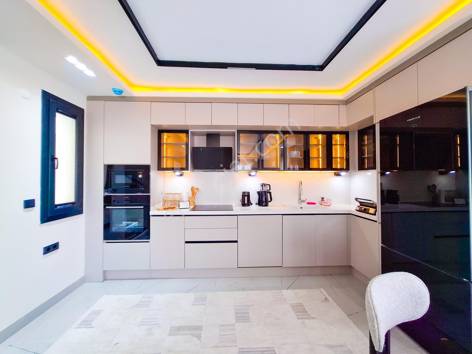 Altınkum Cennet Koy Da Dayalı Döşeli Muhteşem Villa - Görsel 11