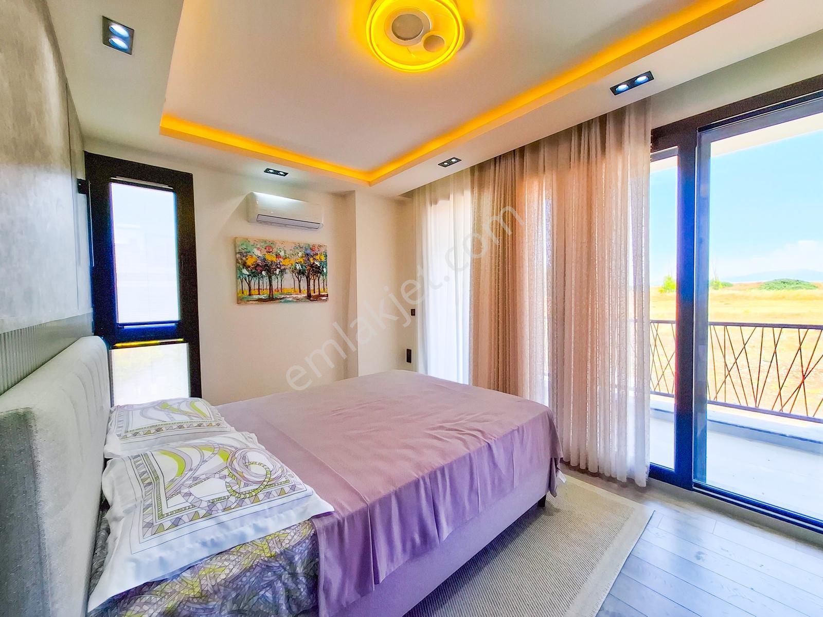 Altınkum Cennet Koy Da Dayalı Döşeli Muhteşem Villa - Görsel 30