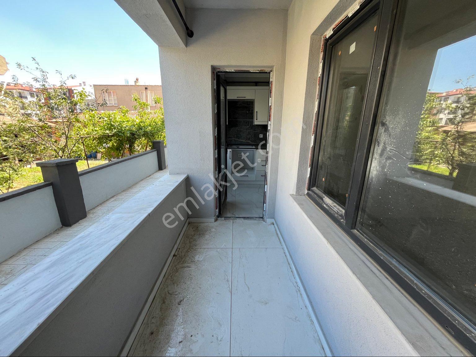 Tuğradan Hatip'de Sıfır Geniş 1+1 Ayrı Mutfaklı Çift Balkonlu Satılık Daire - Görsel 7