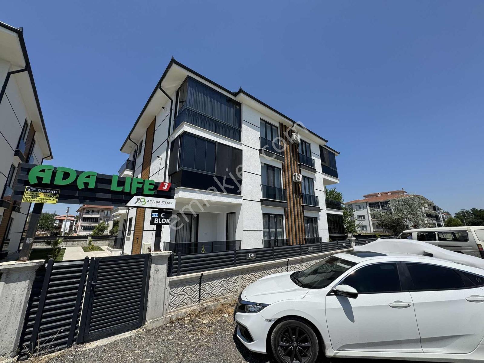 Ayşe Emlak'tan Kiralık 2+1 Ebeveyn Banyolu Daire