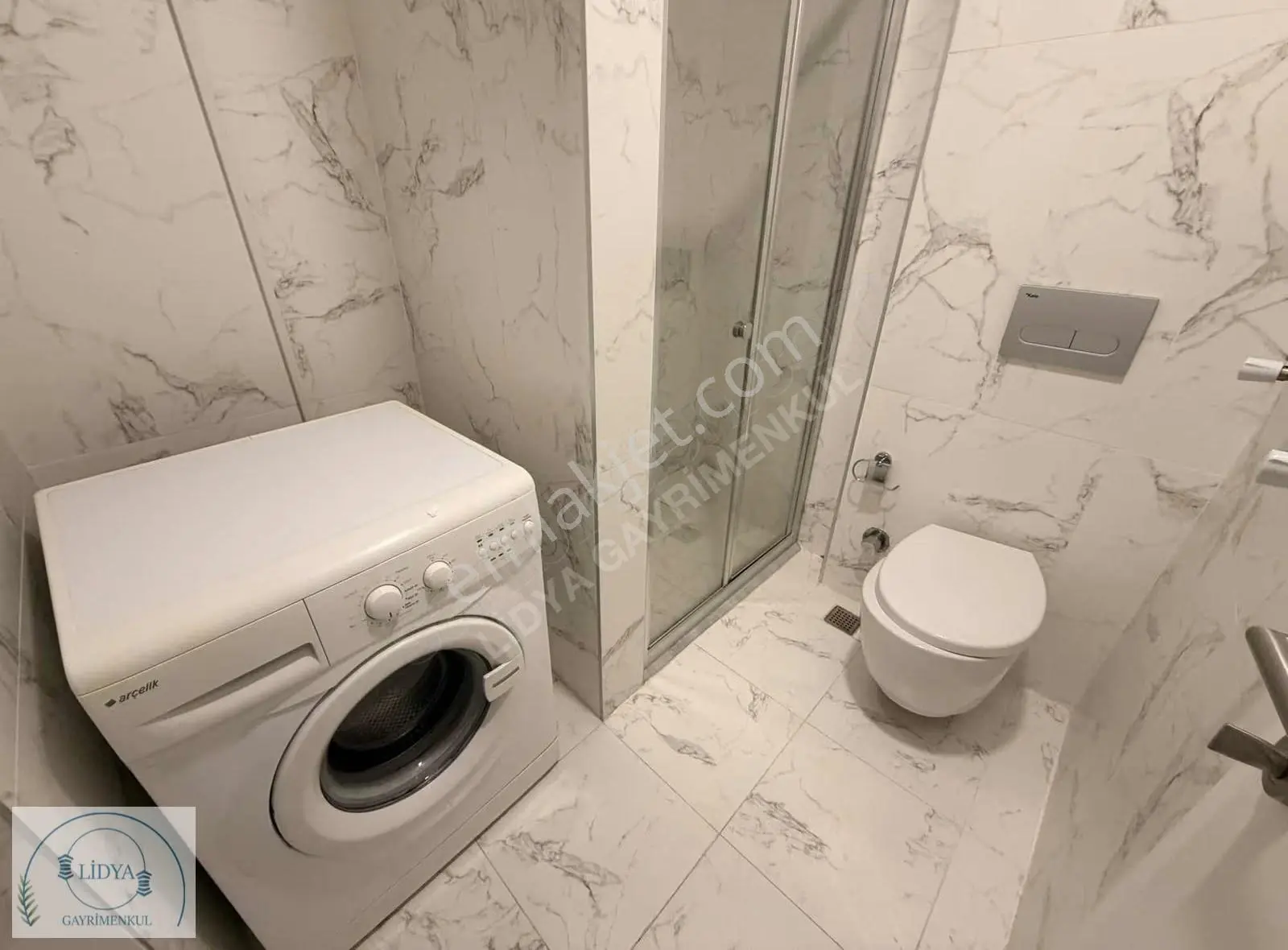7 Tepeye 2 Dakika Güvenlikli Sitede Eşyalı Balkonlu 1+1 - Görsel 5