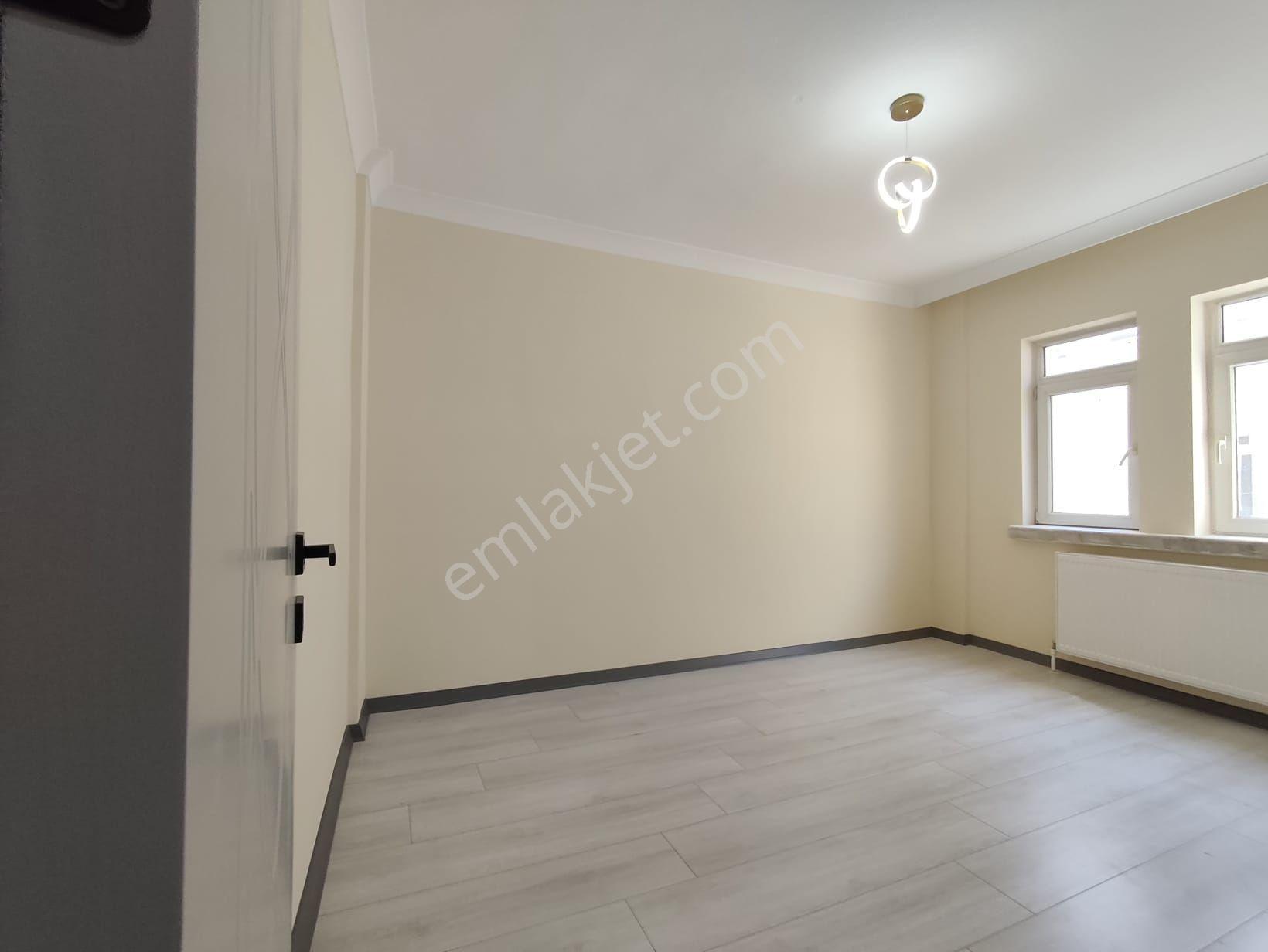 Yılmaz Gayrımenkulden Satılık 3+1 Full Yapılı Kupon Daire Fiyat Uygun Tutulmuştur - Görsel 23