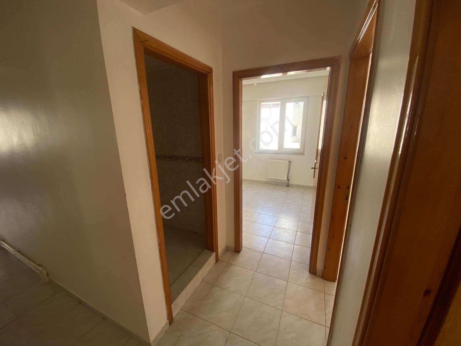 Çanakkale Esenler Merkezi Konumda Kiralık 3+1 - Görsel 22