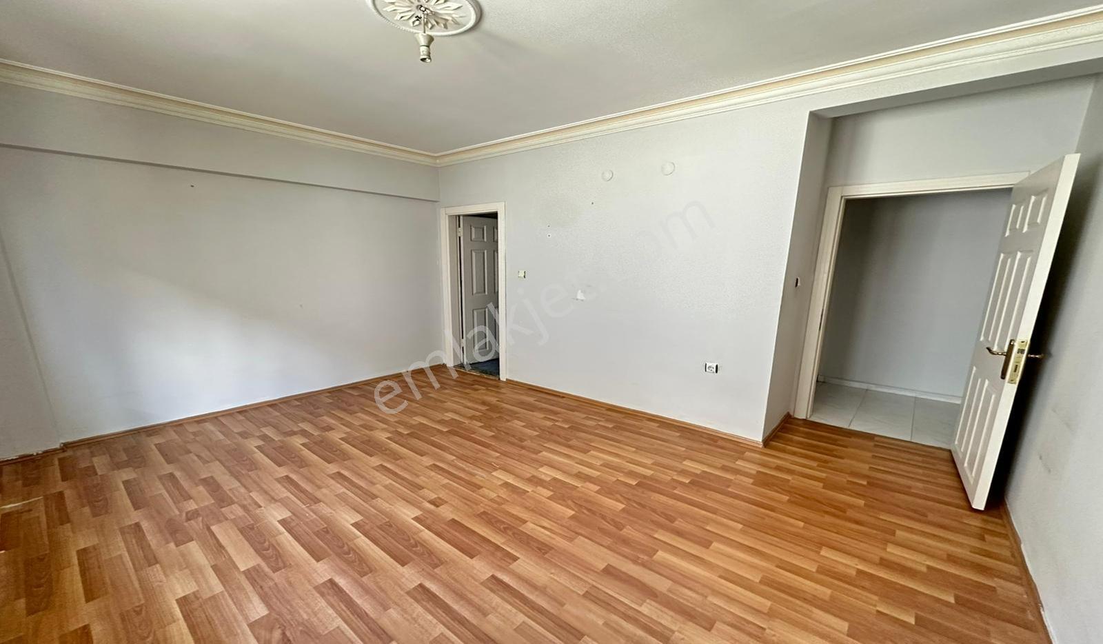 Esertepe'de Enes Kırımlı Okulu Yakını 4+1 150m2 Ebeveyn Banyolu - Görsel 4