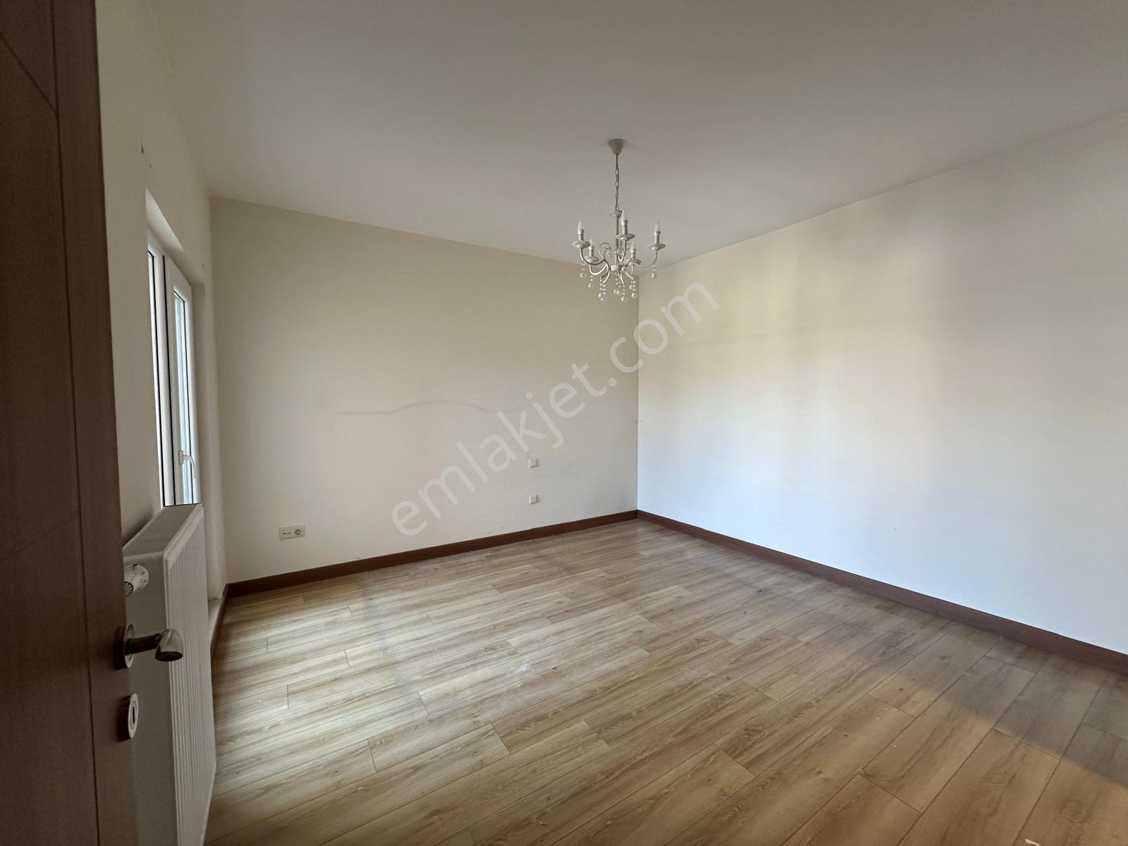 Bahçekent Flora Sitesinde Kiralık 3+1 Daire - Görsel 6