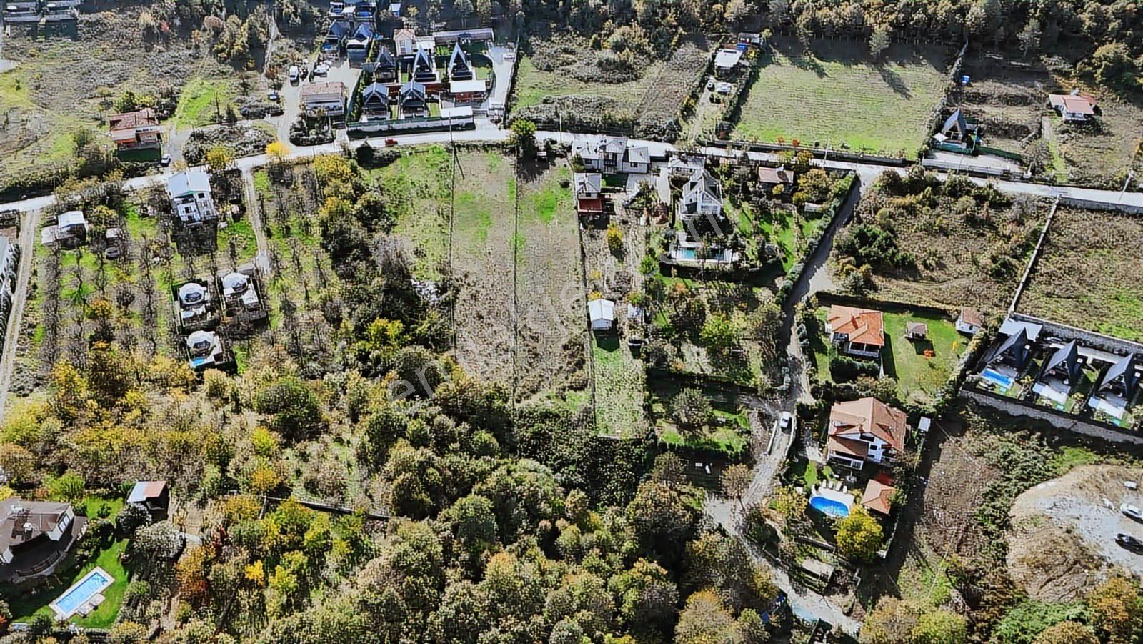 Sapanca Hacımercan Da Satılık Turizm İmarlı Arsa Remax Desıgn - Görsel 3