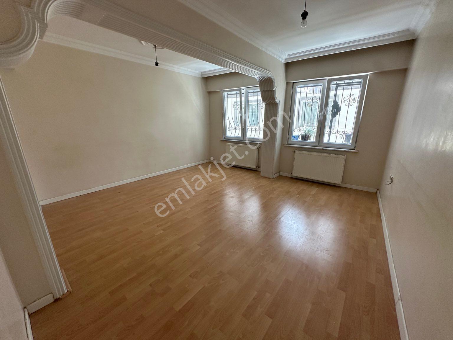 Turgut Özal Mahallesinde Kiralık 2+1 Yüksek Giriş - Görsel 3