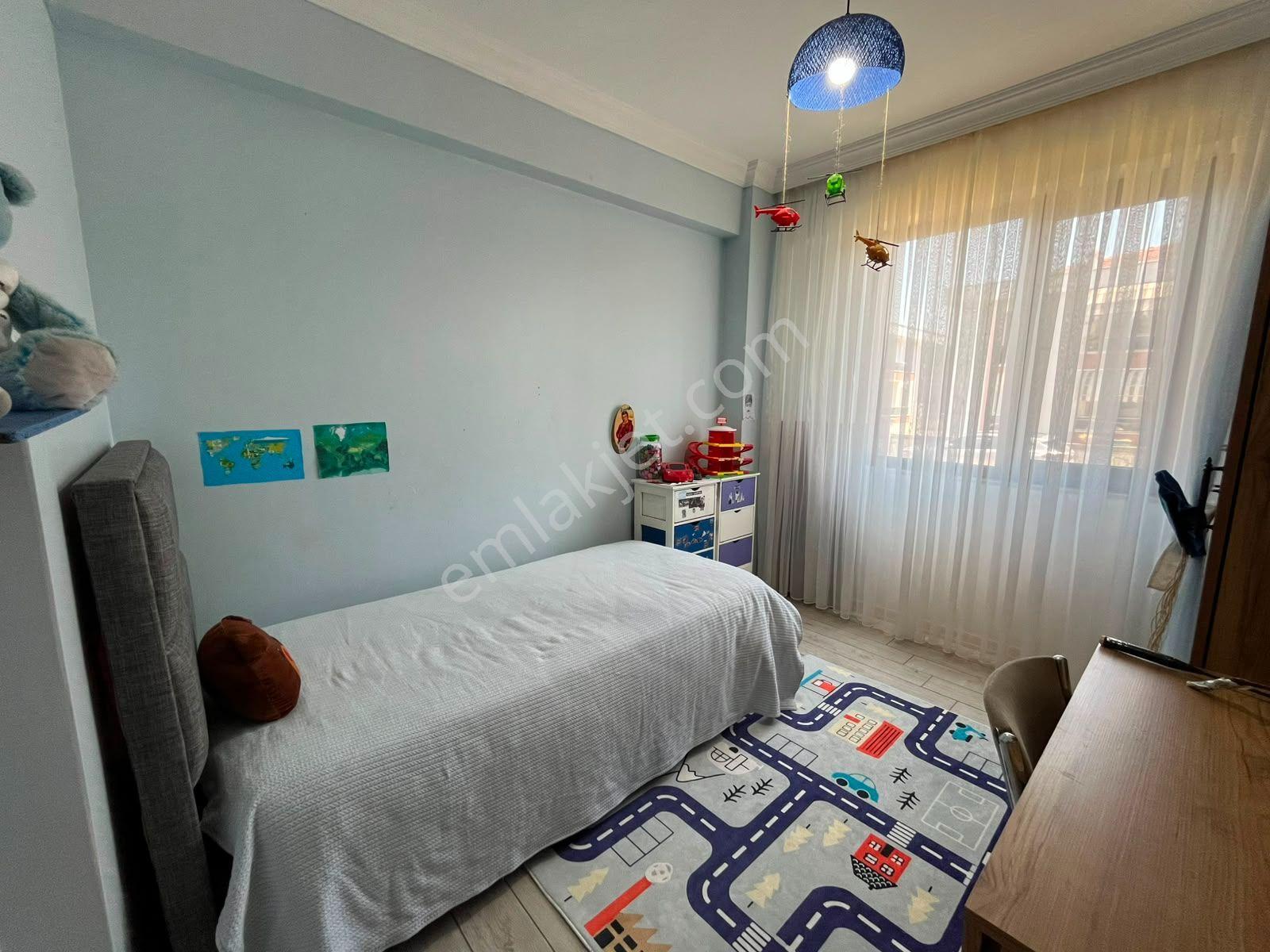 Remax Mavi'den Erenler'de Çarşamba Pazarı Yanı Satılık 3+1 Daire - Görsel 12