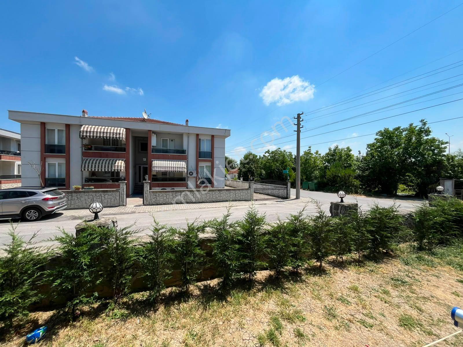 Remax Mavi'den Erenler'de Çarşamba Pazarı Yanı Satılık 3+1 Daire - Görsel 24