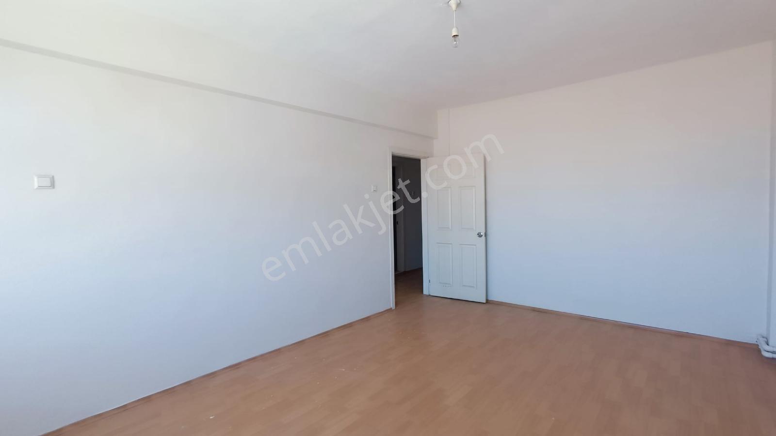 İlkadım Karadeniz Mahallesinde Kiralık 3+1 Daire - Görsel 26