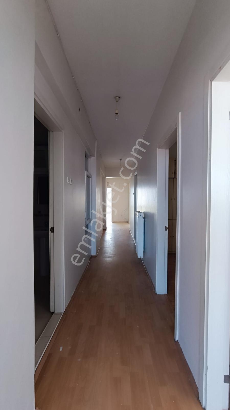 İlkadım Karadeniz Mahallesinde Kiralık 3+1 Daire - Görsel 25