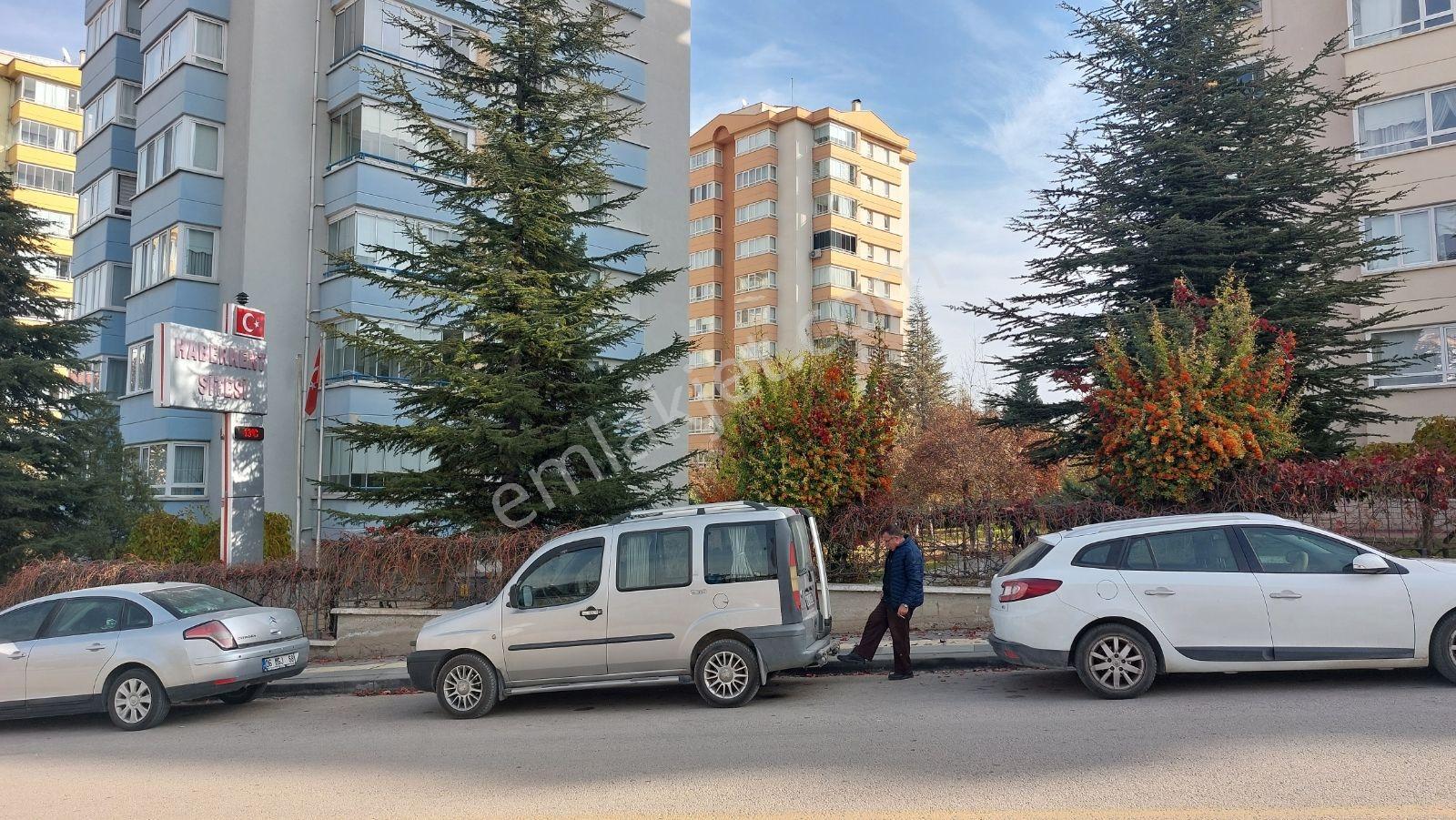 Ayyıldız Mh.de Ara Kat Haberkent Site'de Asansörlü 3+1 - Görsel 27