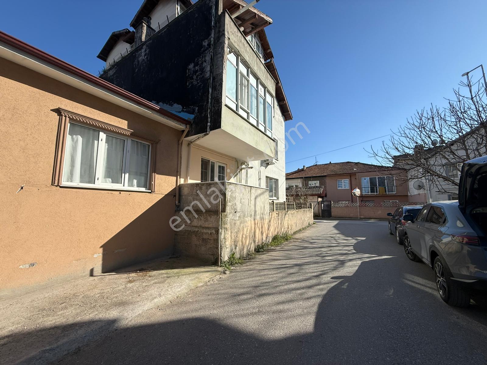 Remax Design Bahçelievler'de Satılık 2+1 Daire - Görsel 8