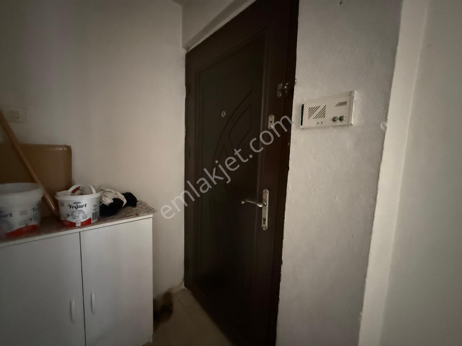 Remax Design Bahçelievler'de Satılık 2+1 Daire - Görsel 28
