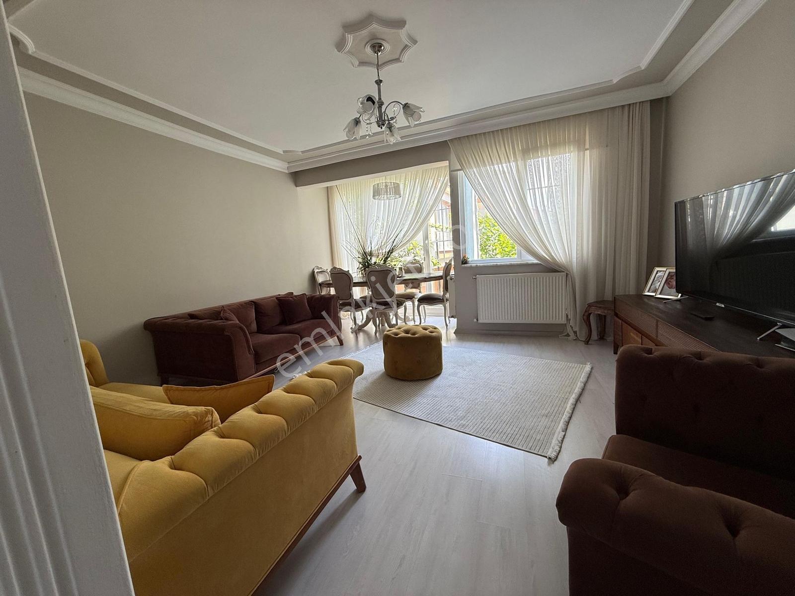 Remax Desıgn Ozanlarda Bahçe İçinde 2 Katlı Dublesk Satılık Ev - Görsel 12