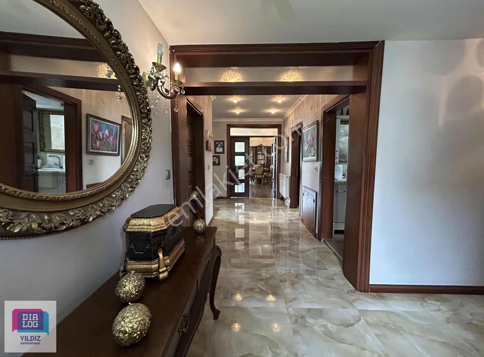 Özlüce 19 Mayıs Mah.prestijli Sitede, 6+1,havuzlu Satılık Villa - Görsel 21