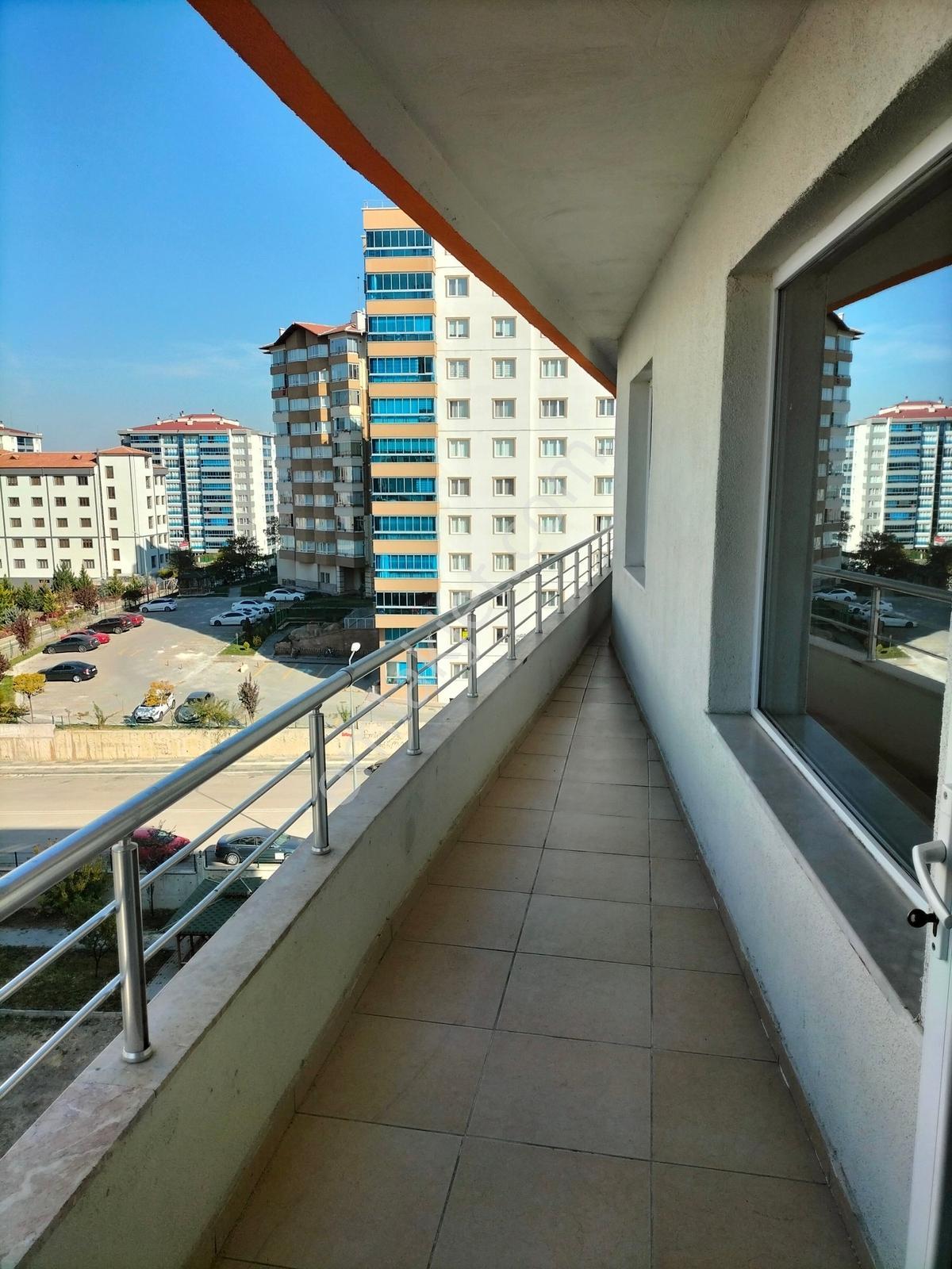 Sevindik'ten Ahimesutbul. Üzeri 6.arakat 150m2 3+1 Kiralık Daire - Görsel 8