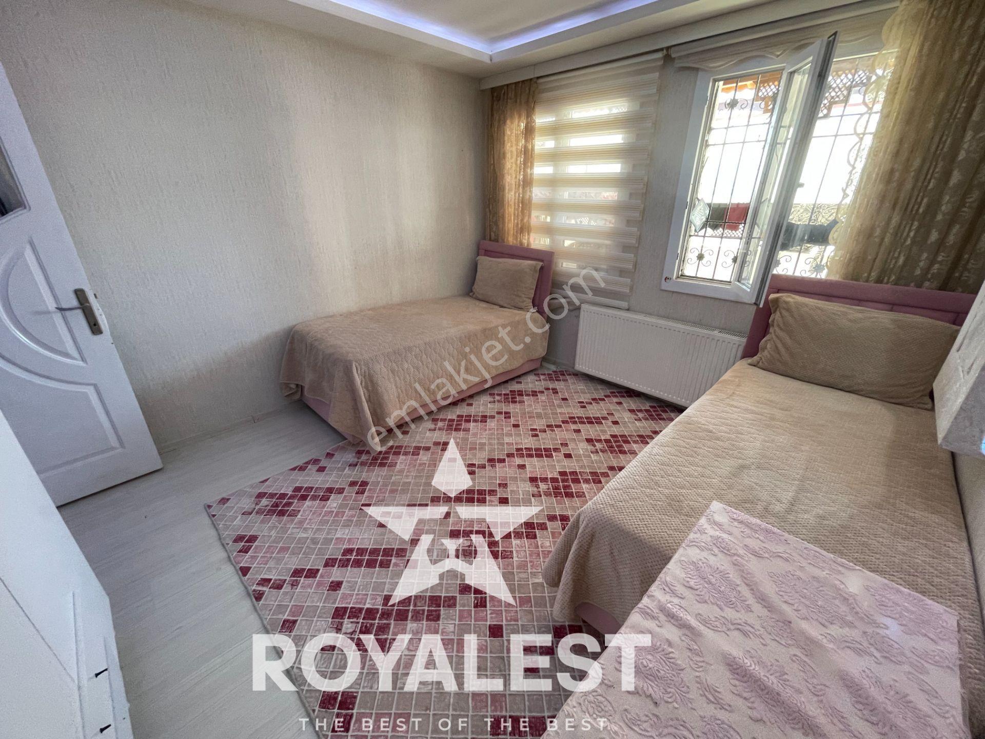 Royalestten Geniş Teraslı Kaşgarlı Arkasında Önü Açık Geniş Acil - Görsel 5
