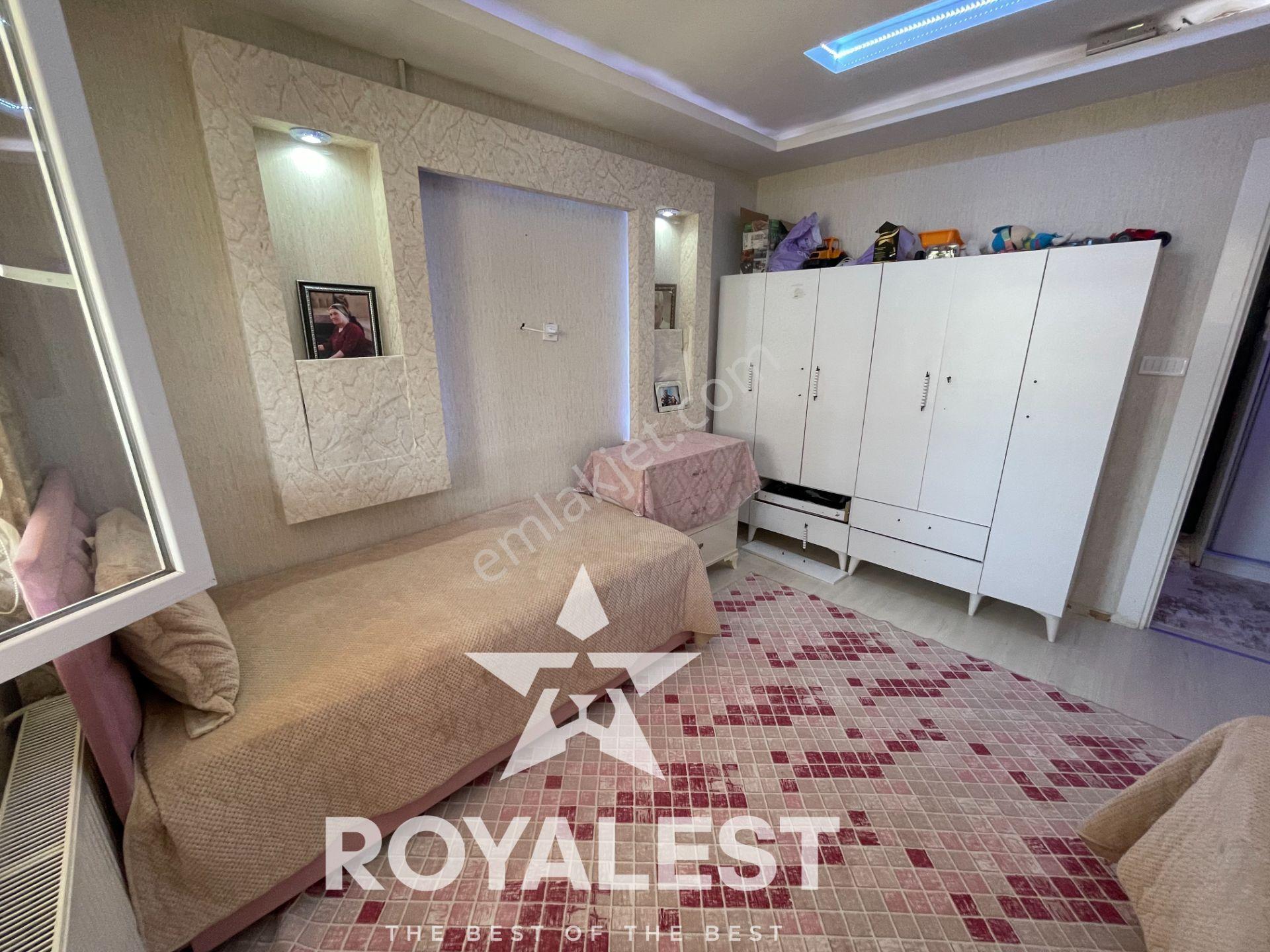 Royalestten Geniş Teraslı Kaşgarlı Arkasında Önü Açık Geniş Acil - Görsel 7