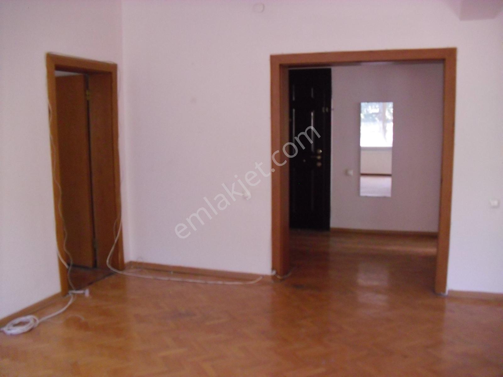 Kavaklıdere Büklüm Sokak'da 2+1 Kiralık Daire - Görsel 5