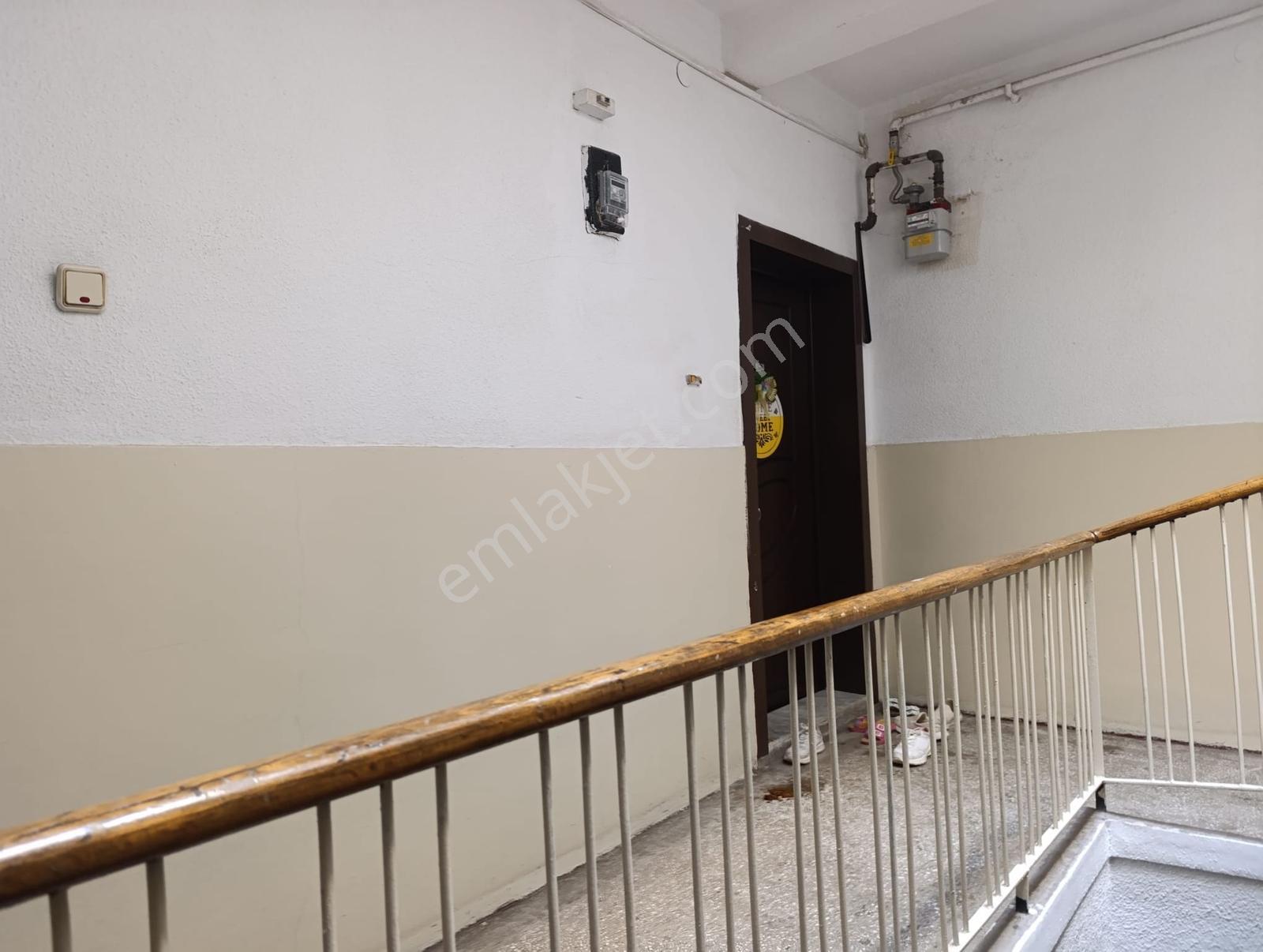 Kurtuluş Mektep Sokakta Merkezi Konumda Kiralık 3+1 Daire - Görsel 30