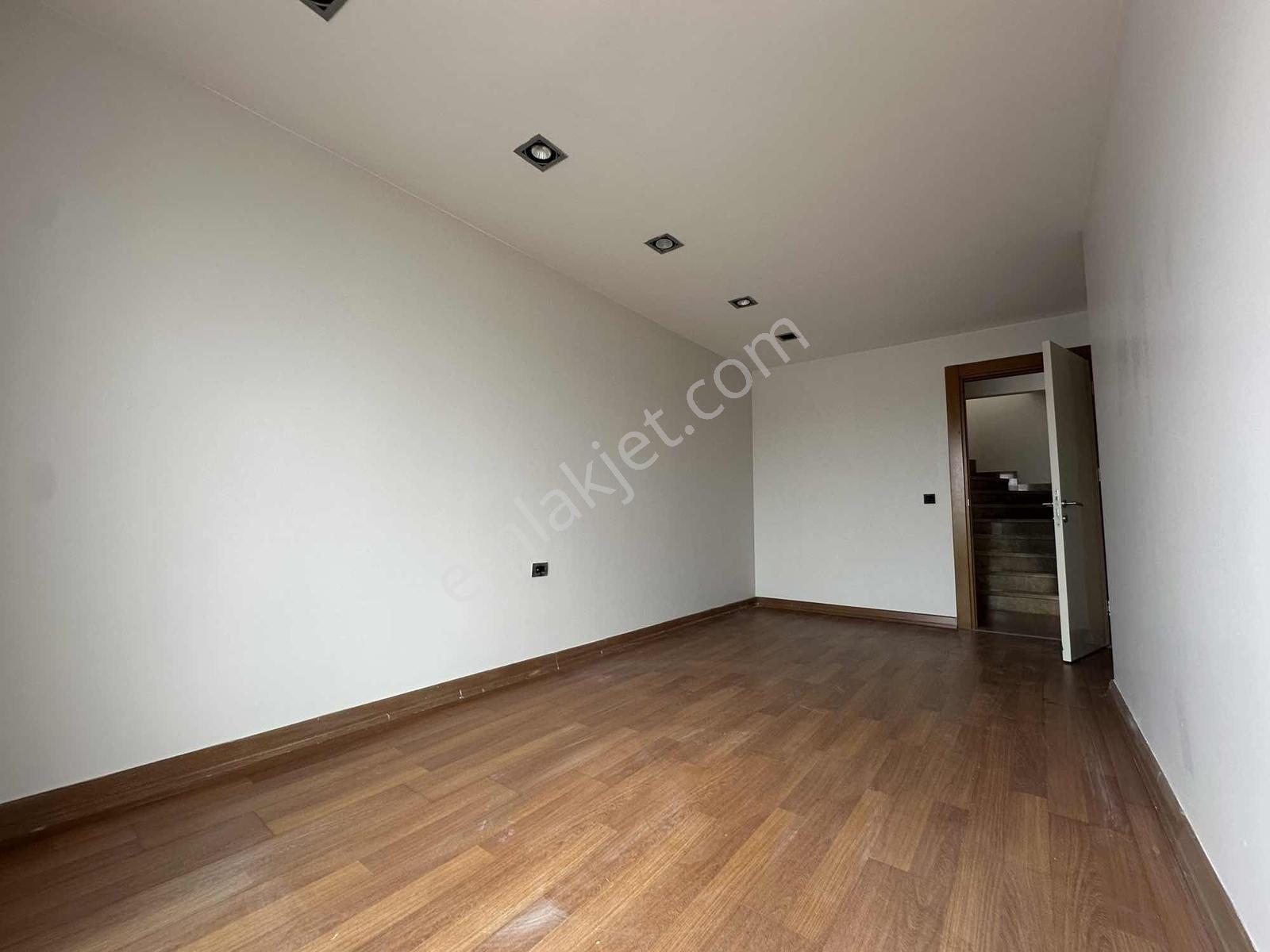 İstanbul Caddesinde Güney Cephe Orman Mazaralı 160m² Ferah 3+2 - Görsel 10