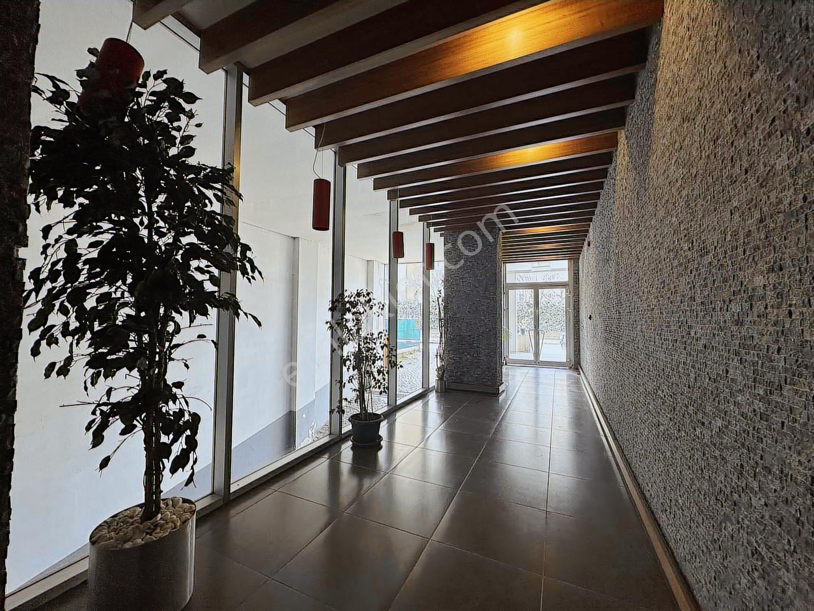 İstanbul Caddesinde Güney Cephe Orman Mazaralı 160m² Ferah 3+2 - Görsel 20