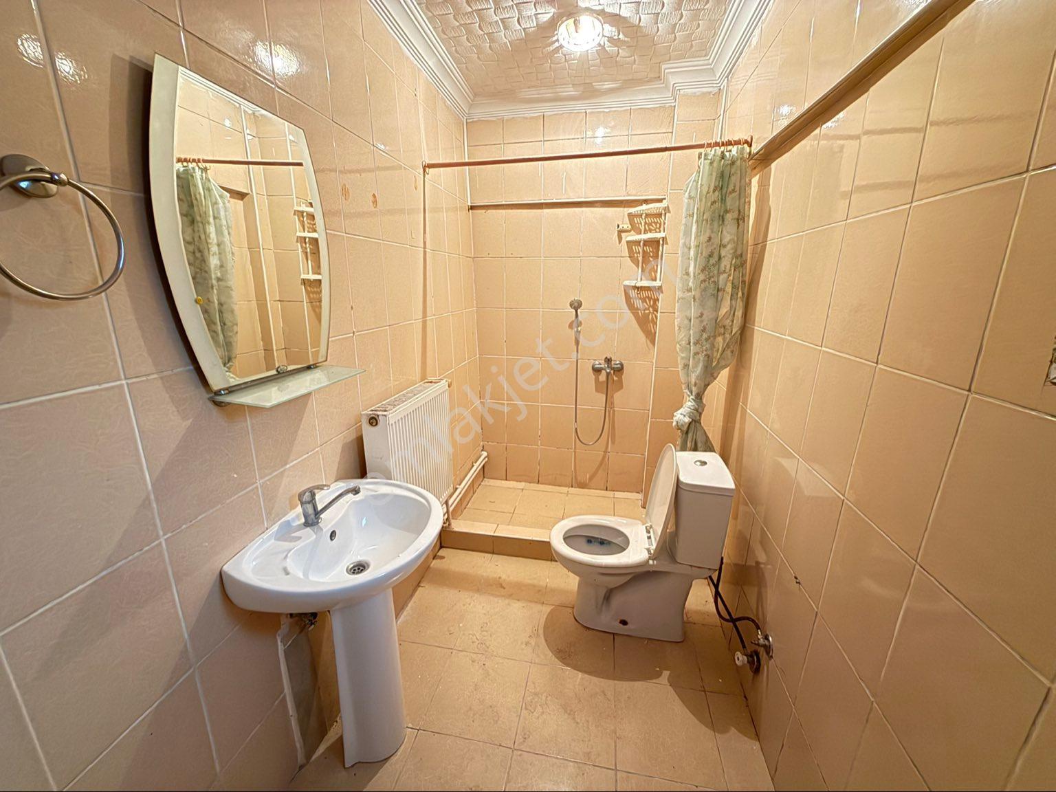 Ülkem İlkokulu Yanında Kiralık 2+1 Giriş Kat - Görsel 5